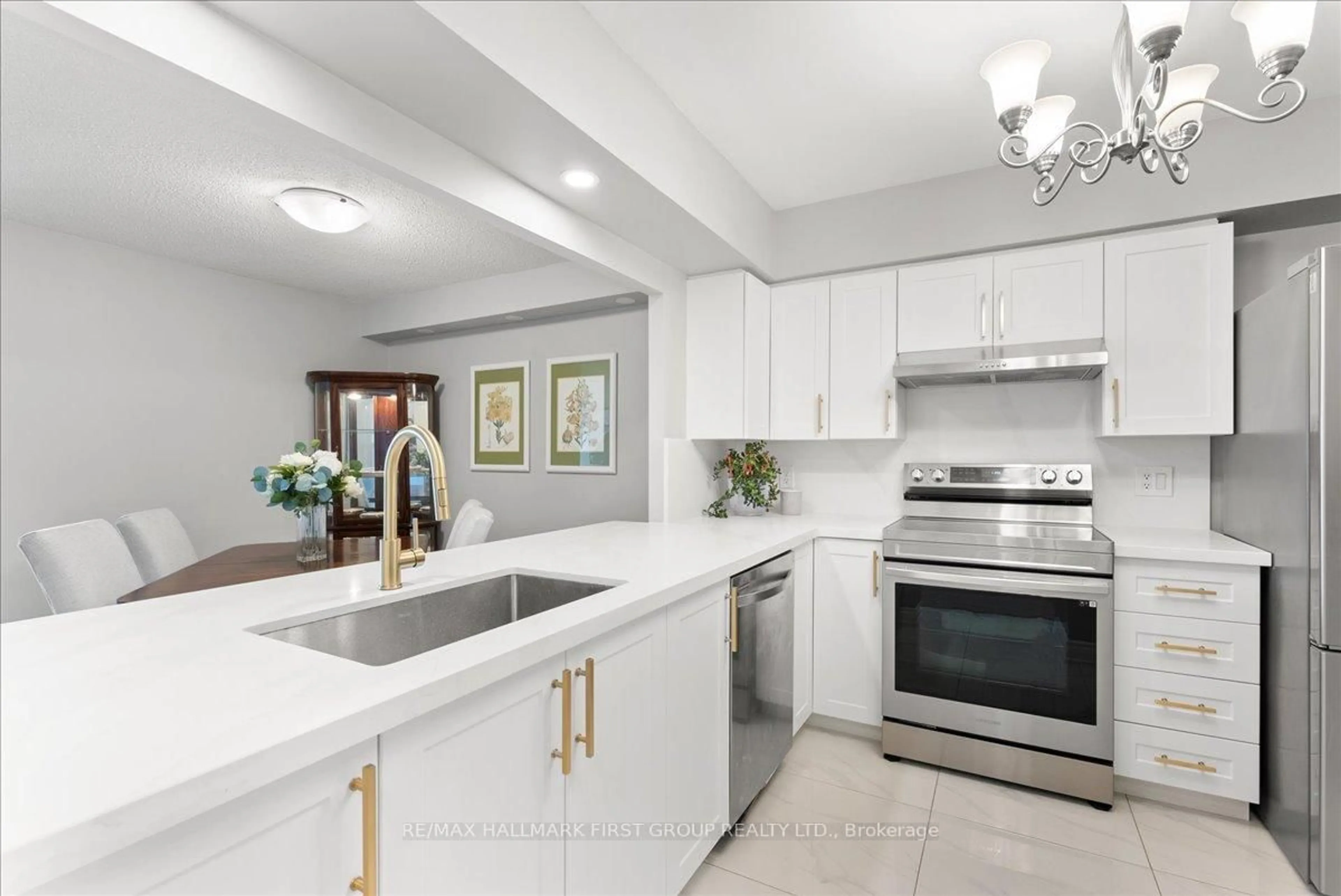 Open concept kitchen, ceramic/tile floor for 1880 Valley Farm Rd #1225, Pickering Ontario L1V 6B3