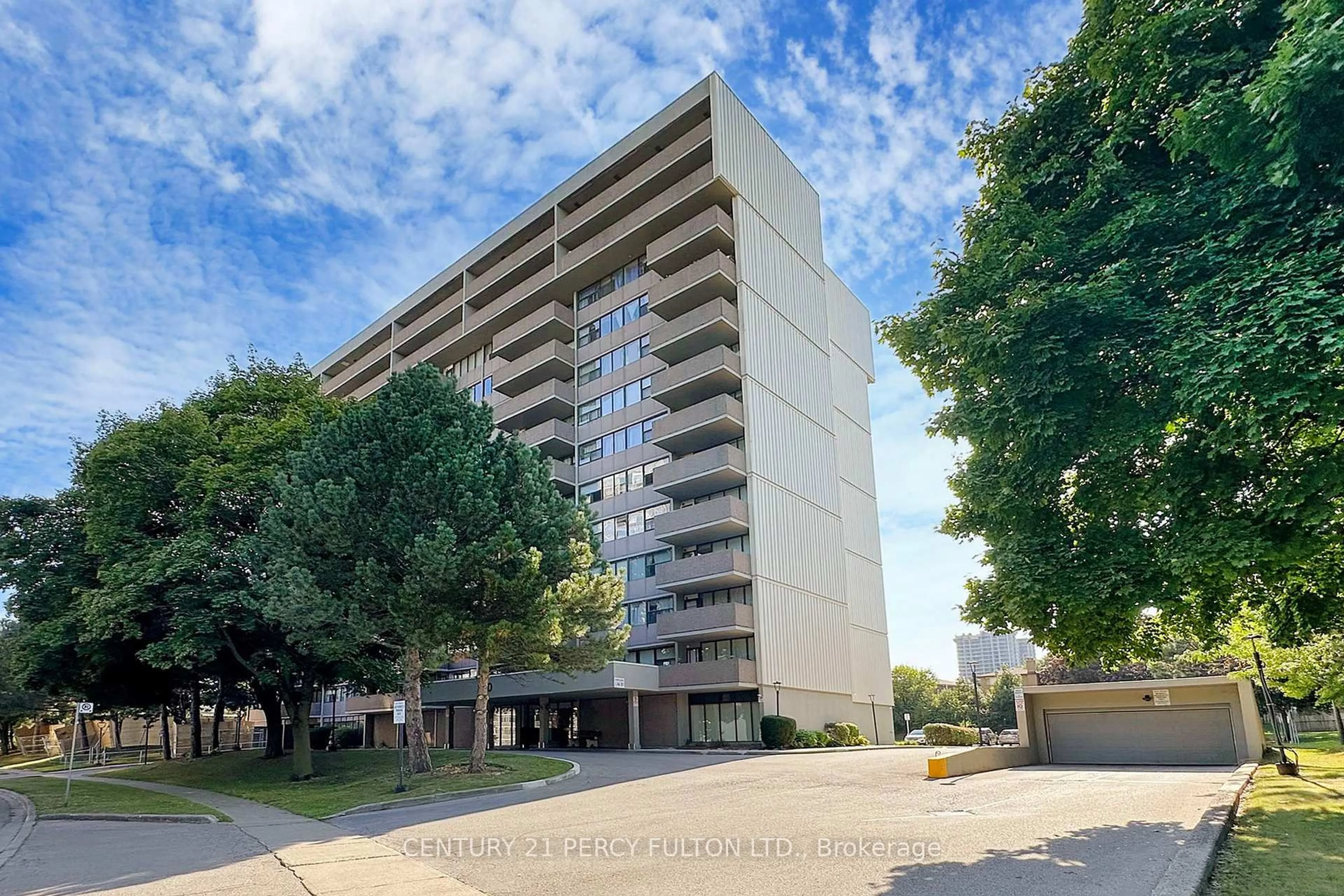 A pic from outside/outdoor area/front of a property/back of a property/a pic from drone, building for 40 Bay Mills Blvd #701, Toronto Ontario M1T 3P5