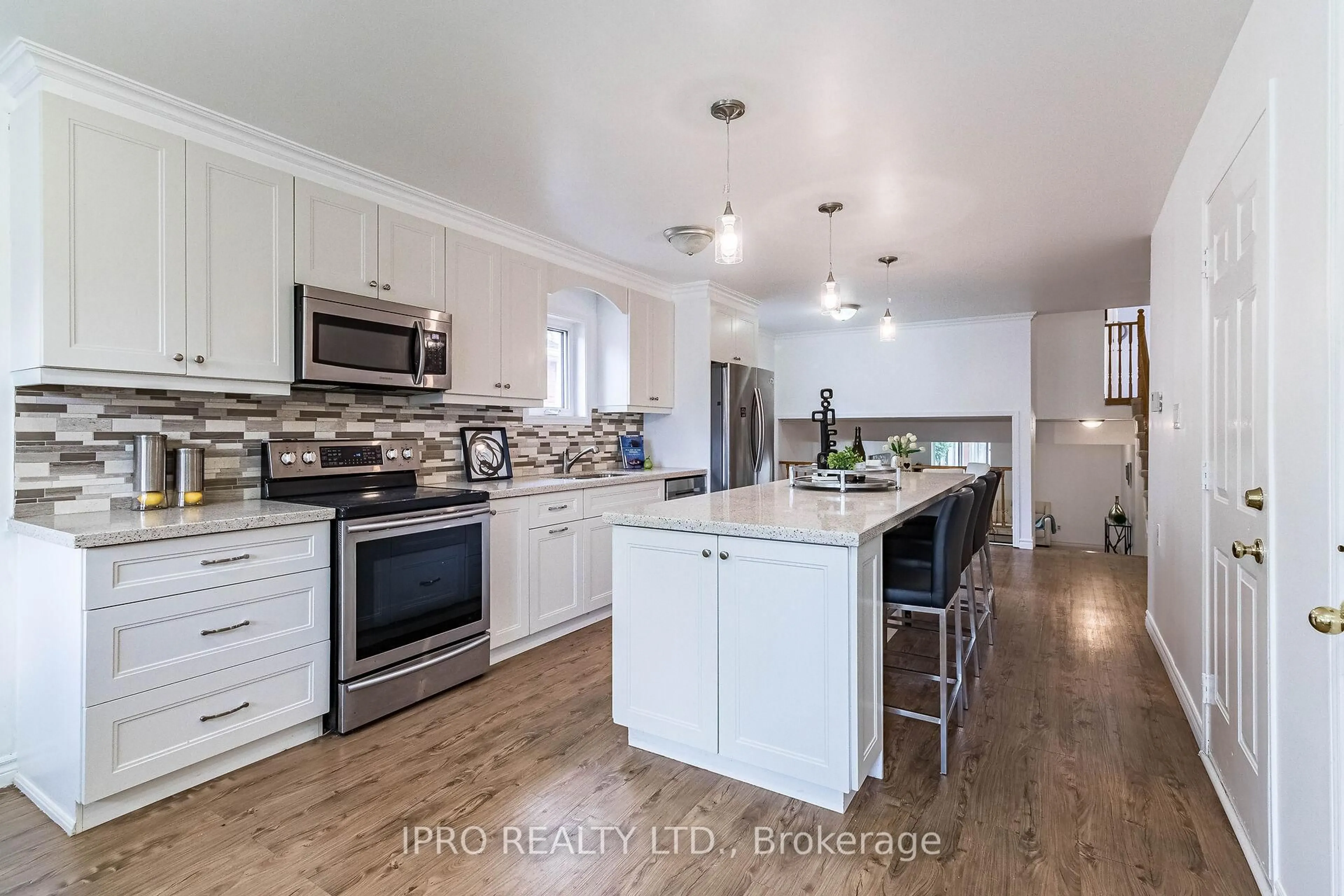Open concept kitchen, unknown for 57 Bushford St, Clarington Ontario L1E 2Y5