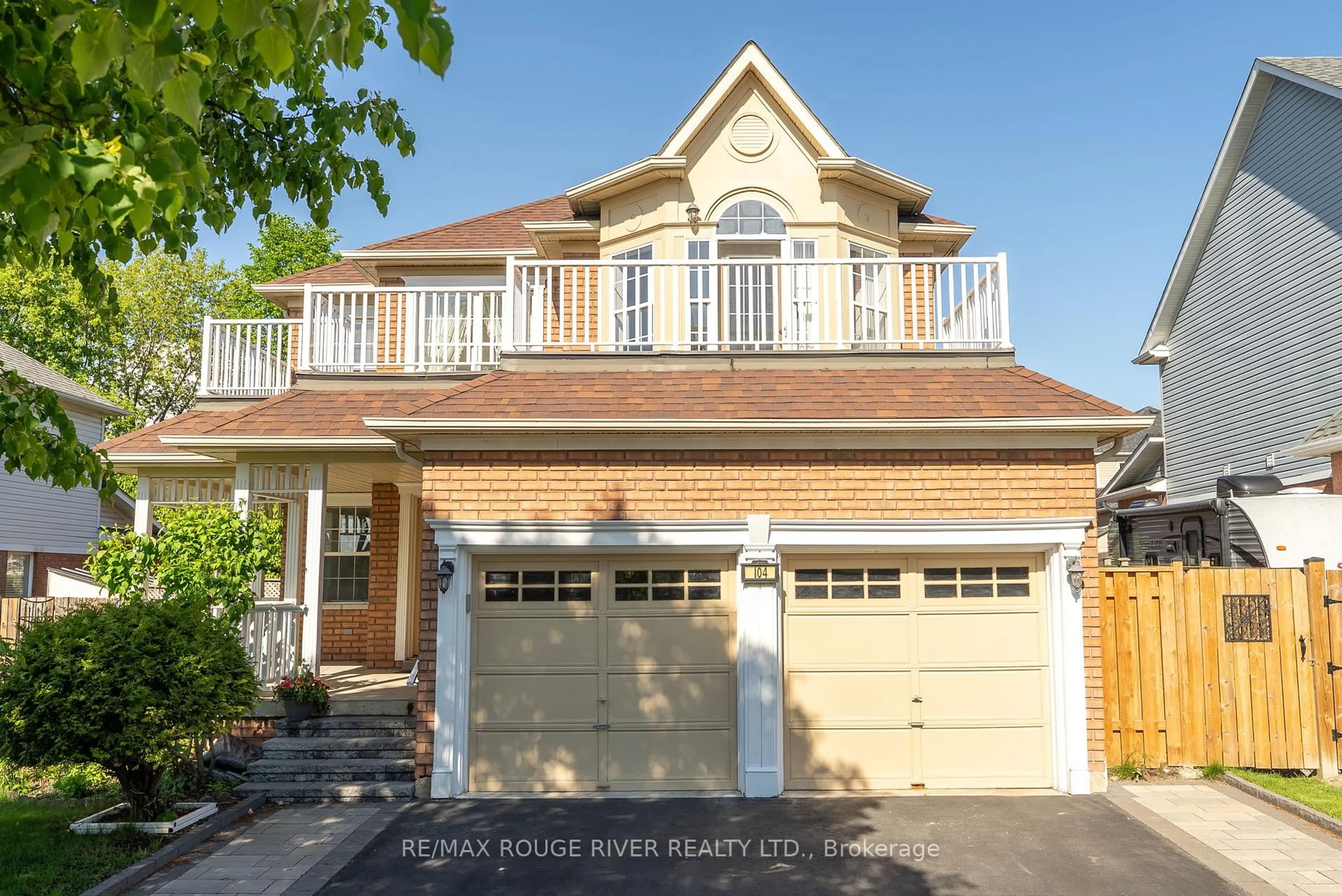 Home with brick exterior material, street for 104 Willowbrook Dr, Whitby Ontario L1R 2S8
