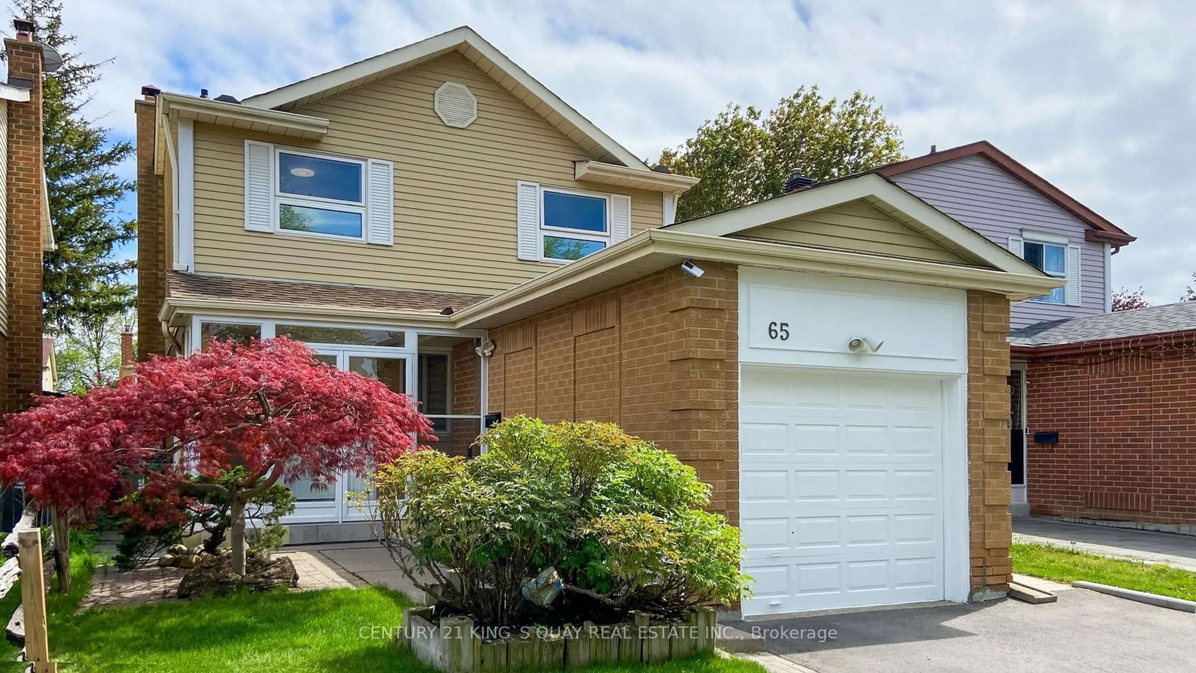 Home with vinyl exterior material, street for 65 Oakhaven Dr, Toronto Ontario M1V 1X8