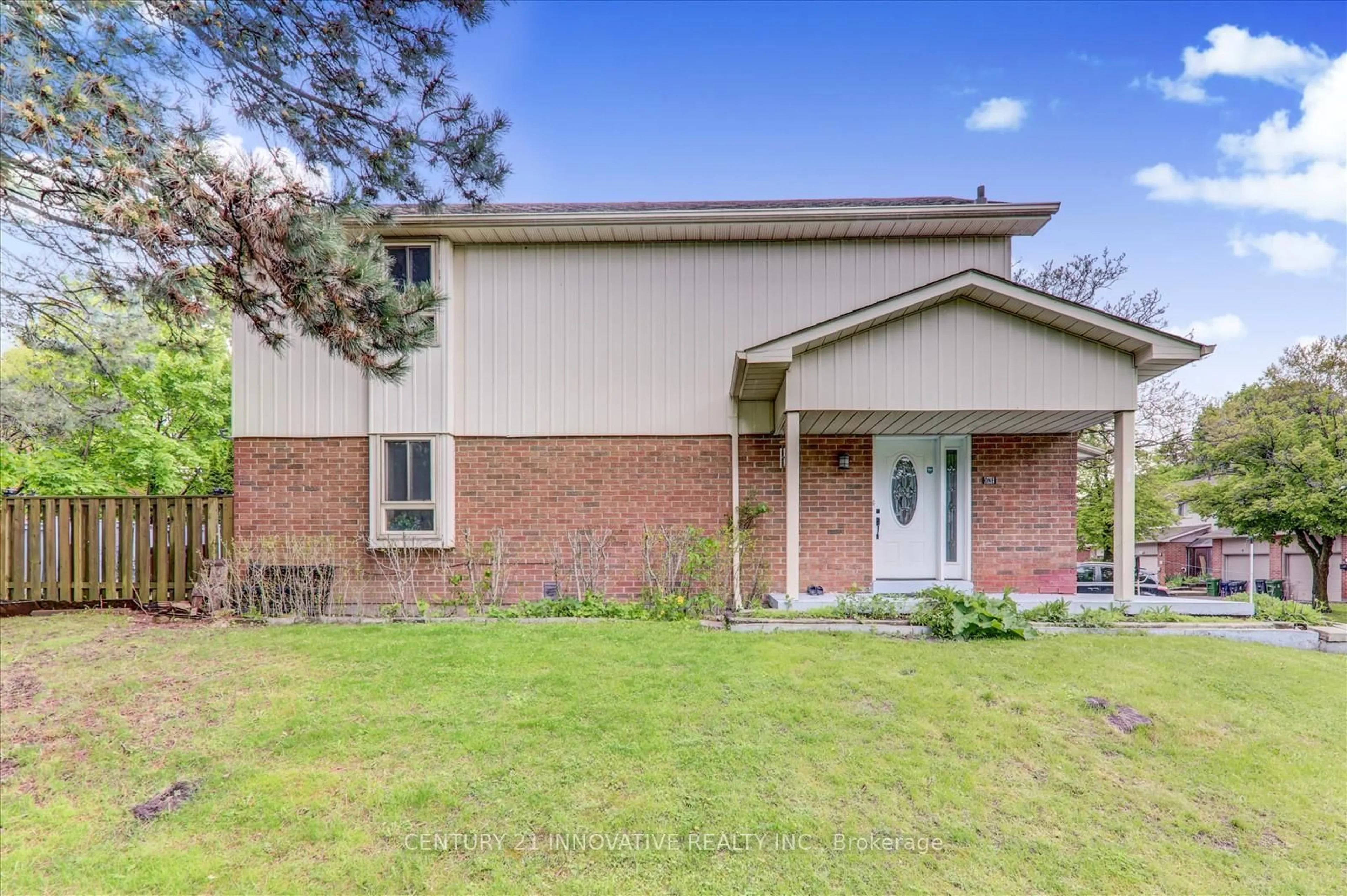 Home with brick exterior material, street for 34 Dundalk Dr #1, Toronto Ontario M1P 4W3