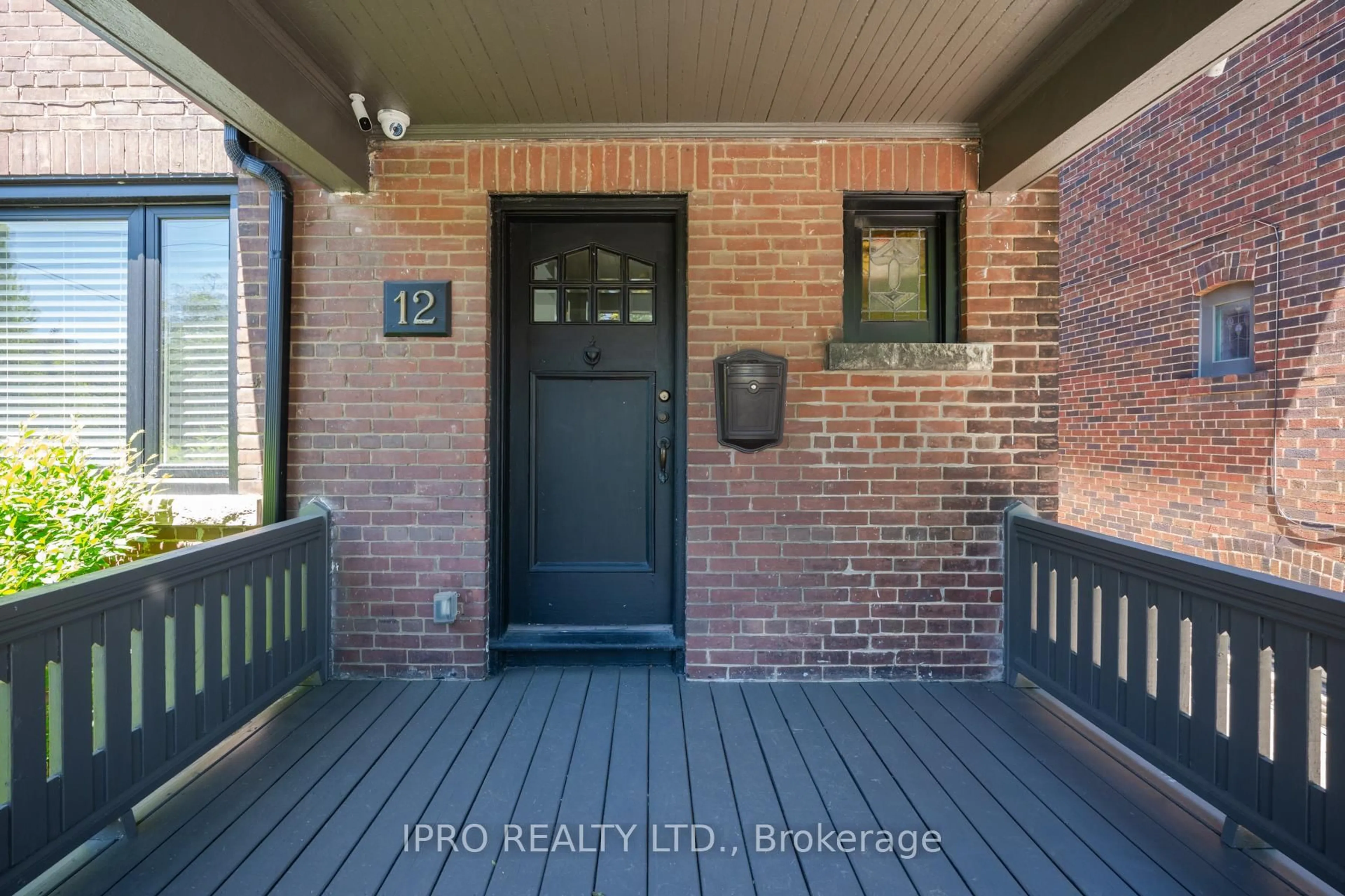 Indoor entryway for 12 Mortimer Ave, Toronto Ontario M4K 1Z8