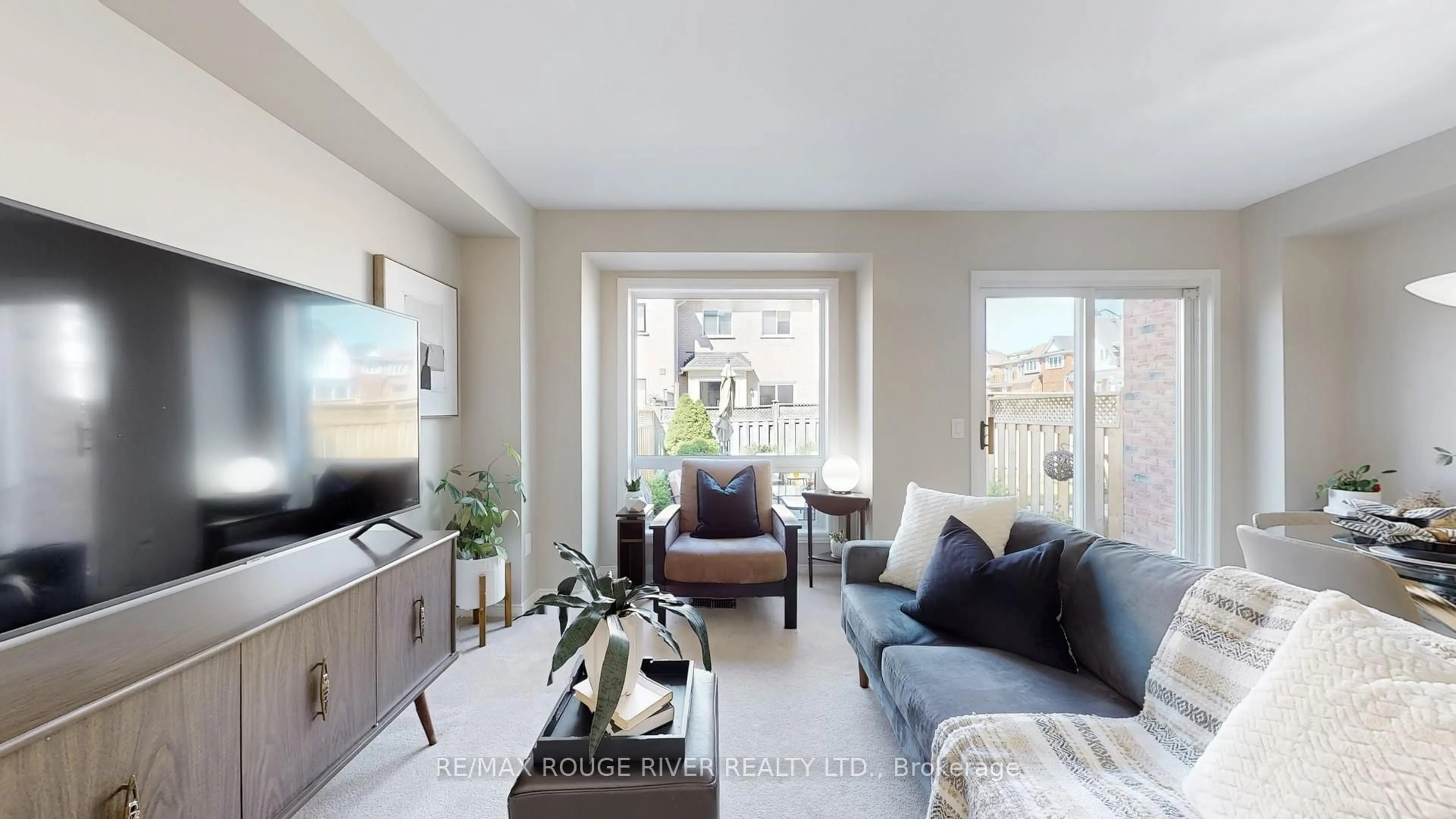 Living room with furniture, unknown for 20 Wynnecastle Rd, Toronto Ontario M1C 5H5