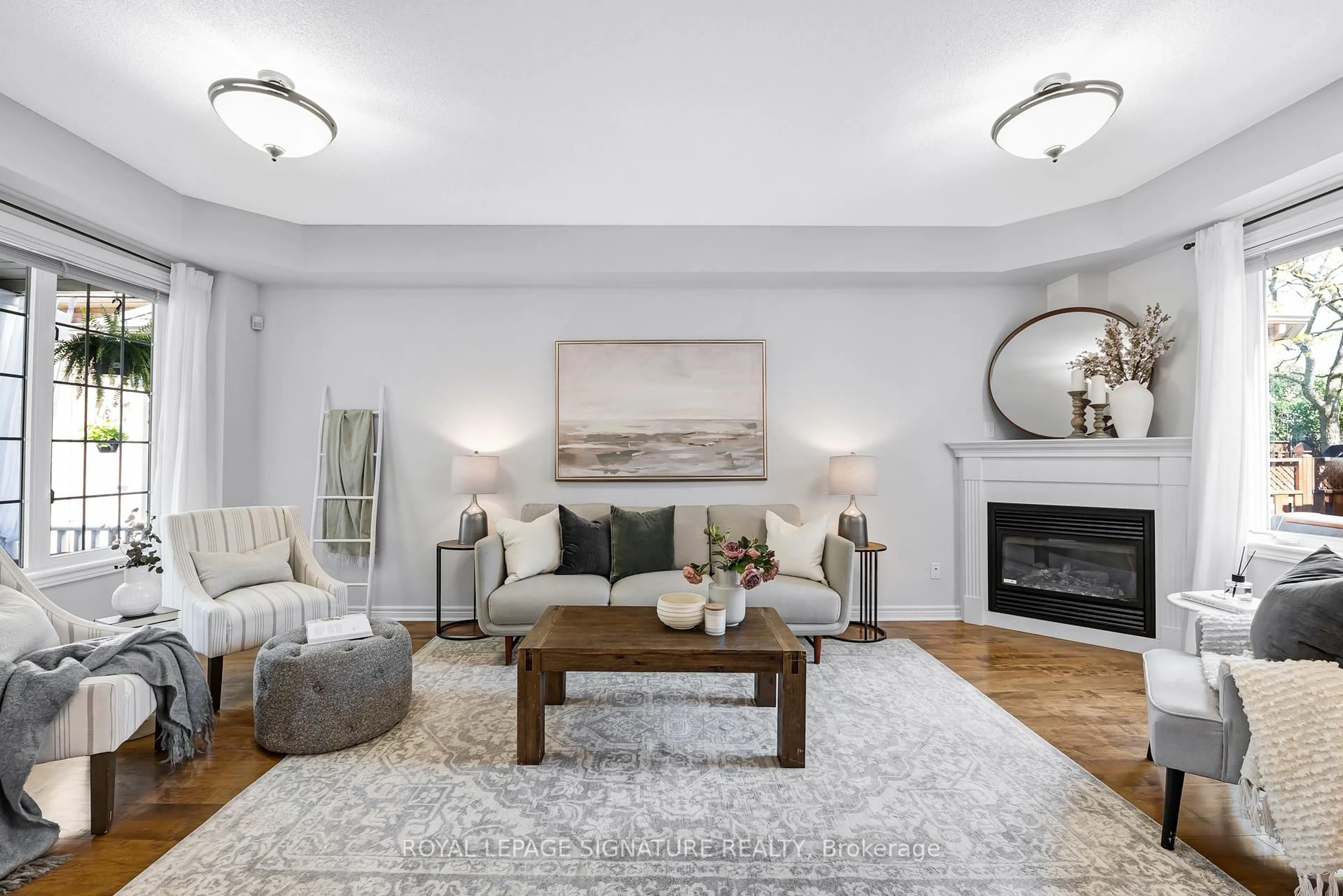 Living room with furniture, unknown for 39 Divine Dr, Whitby Ontario L1R 2T5
