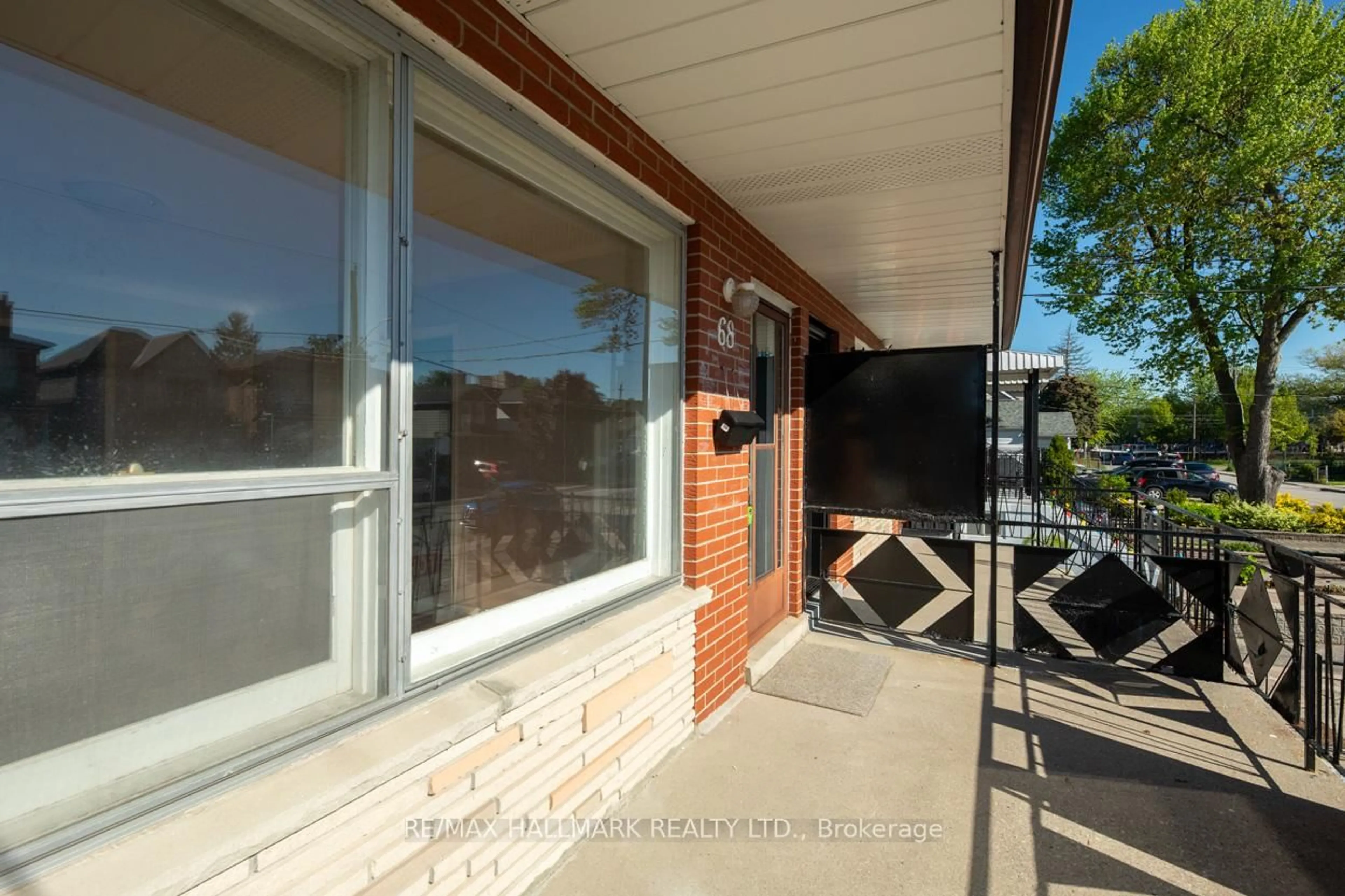 Patio, street for 68 August Ave, Toronto Ontario M1L 3N2