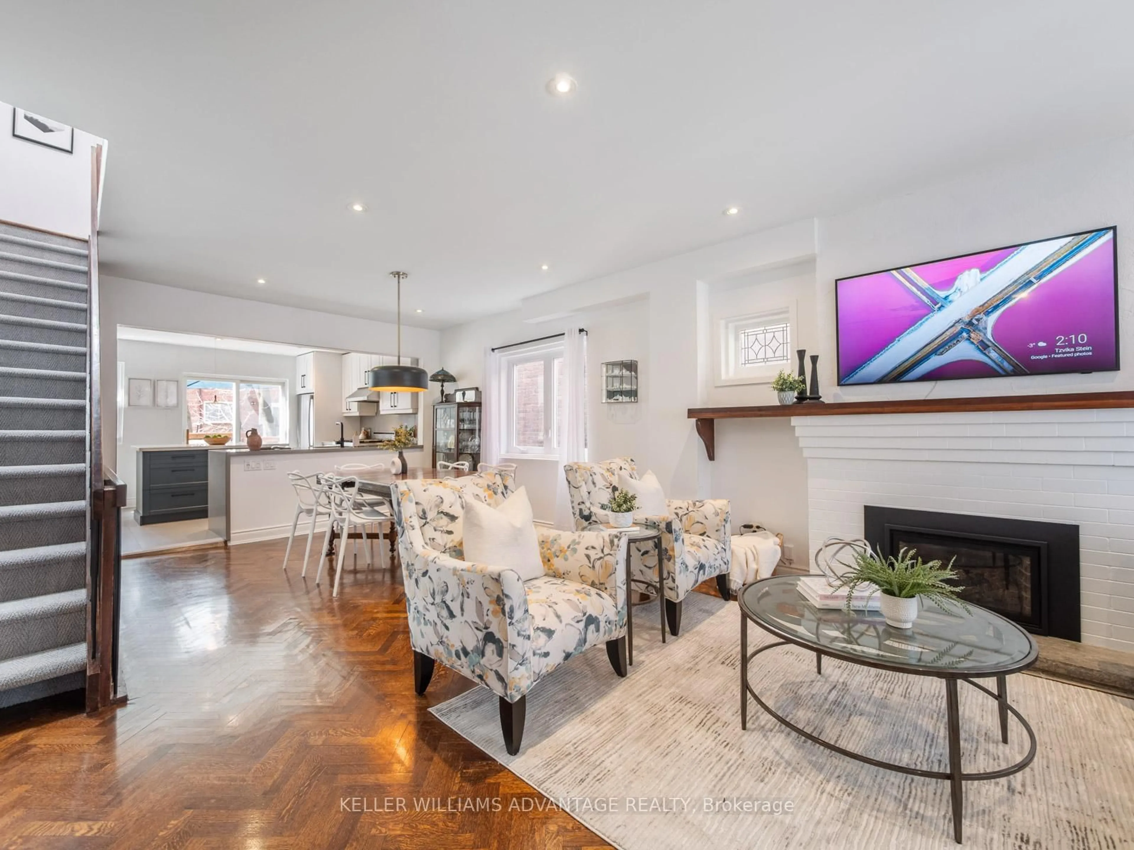 Living room with furniture, unknown for 42 Normandy Blvd, Toronto Ontario M4L 3K2