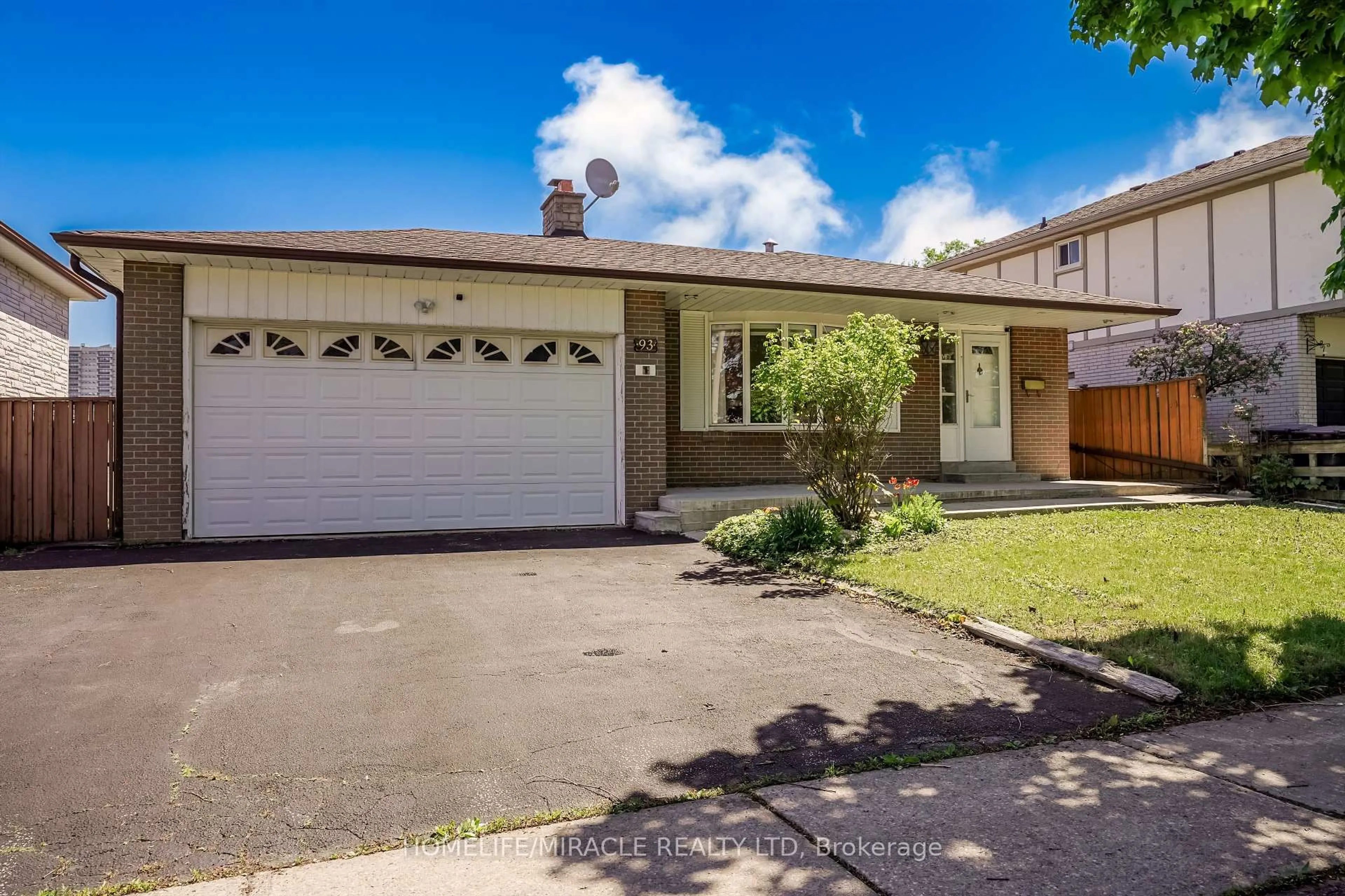 Unknown for 93 Amberjack Blvd, Toronto Ontario M1H 2J6