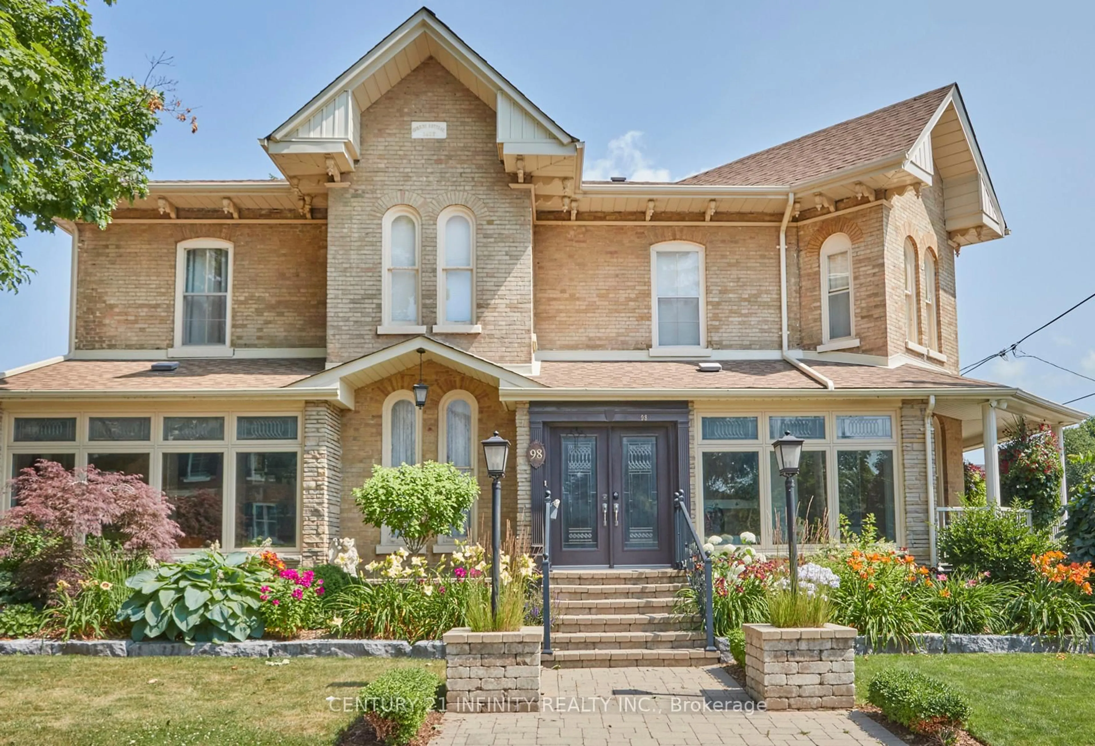 Home with brick exterior material, street for 98 Church St, Clarington Ontario L1C 1T2