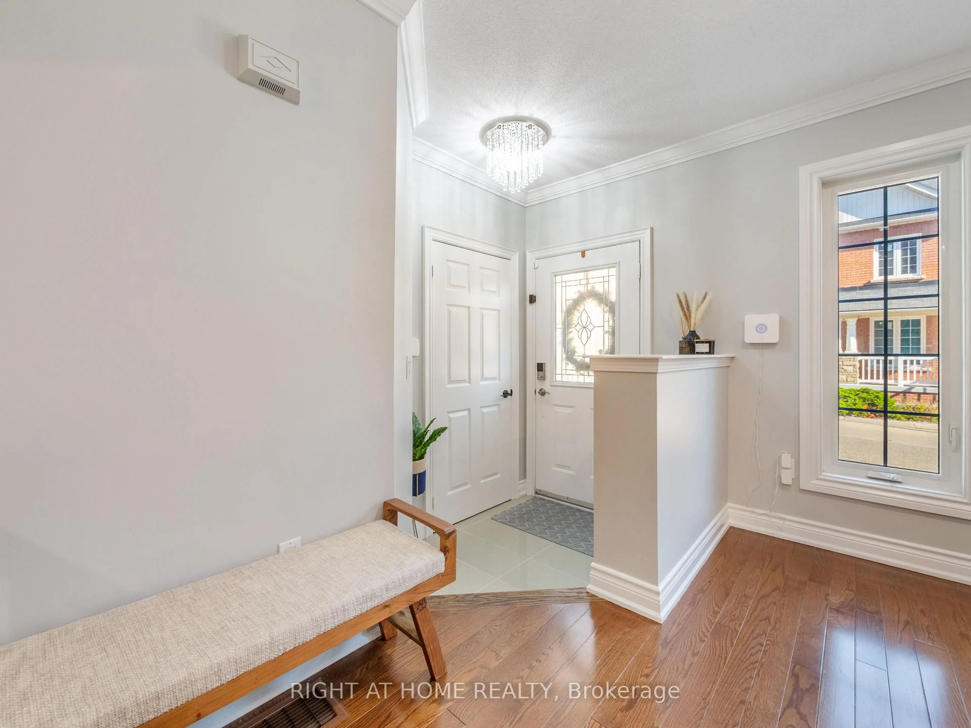 Indoor entryway for 76 Torr Lane, Ajax Ontario L1S 7M9