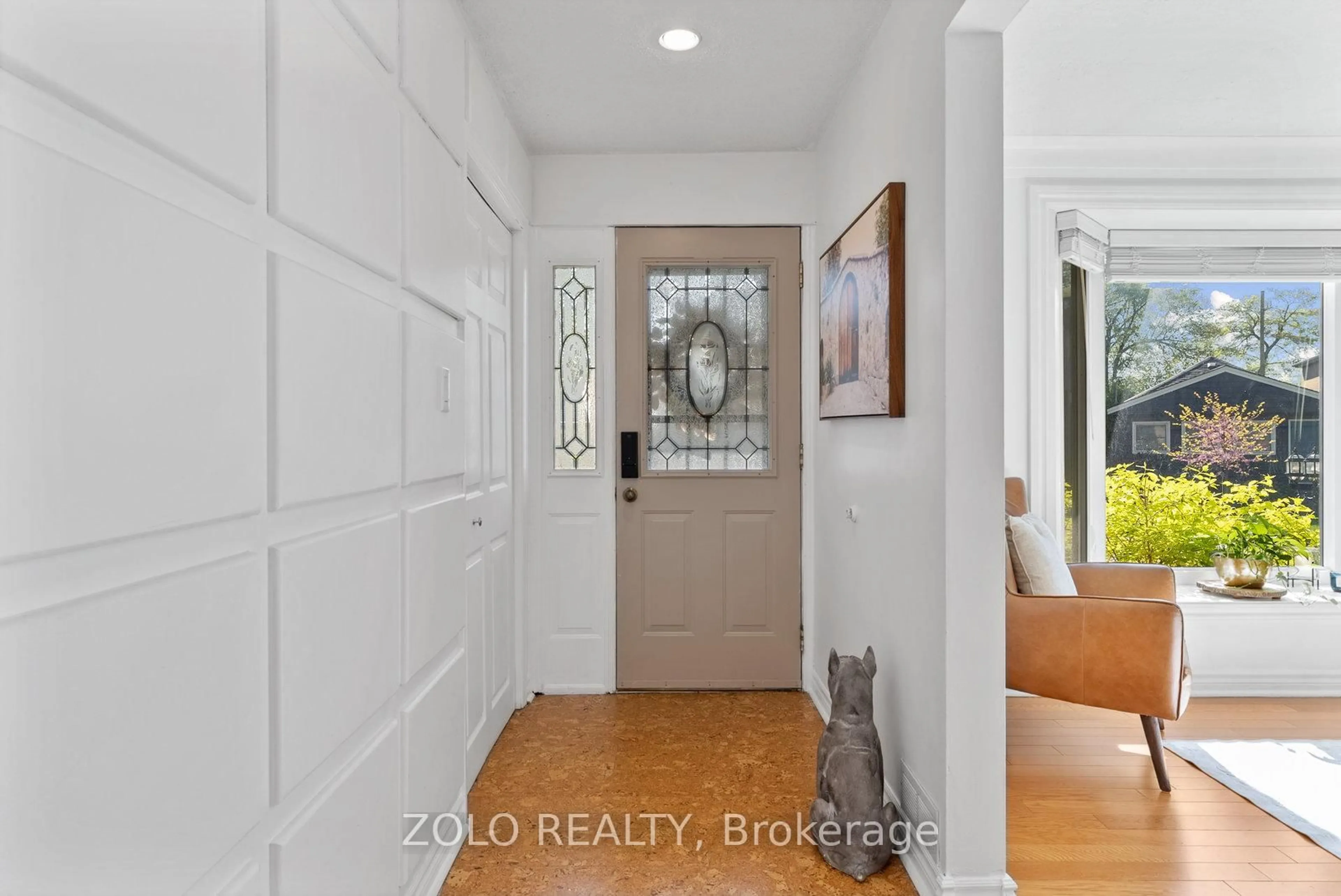 Indoor entryway for 2 Natal Ave, Toronto Ontario M1N 3V2