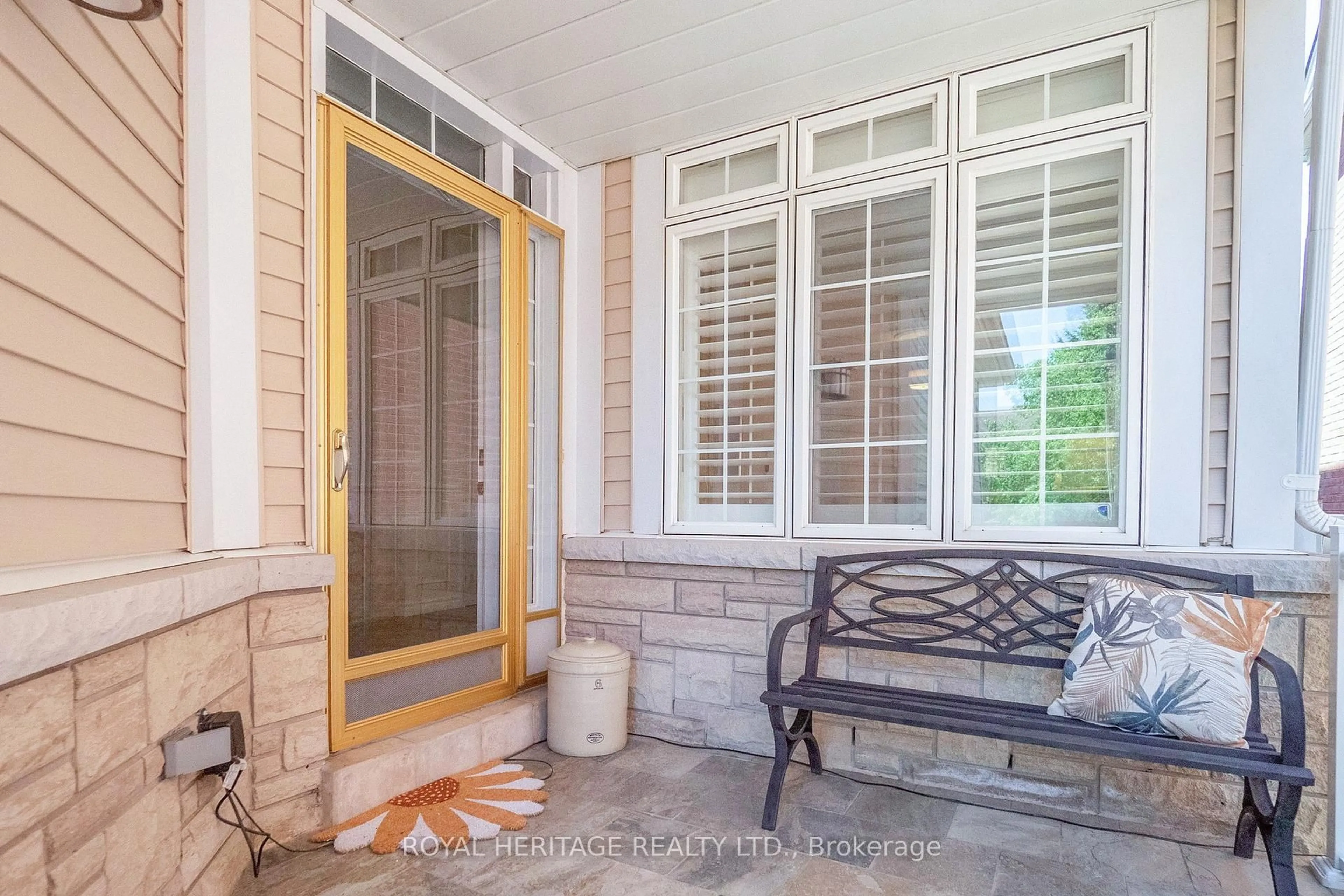 Unknown for 96 Waterbridge Way, Toronto Ontario M1C 5C1