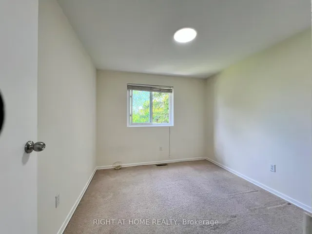 Additional image 6 of 286 Sprucewood Crt Unit 43