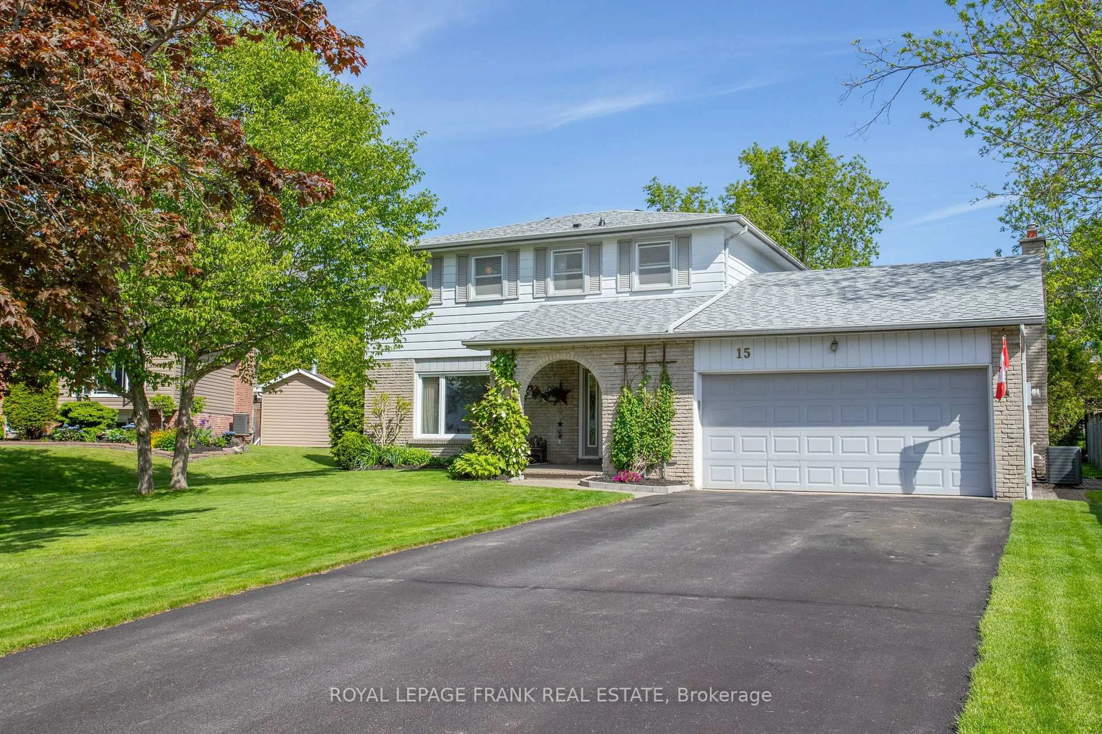 Unknown for 15 Sunicrest Crt, Clarington Ontario L1C 3V3