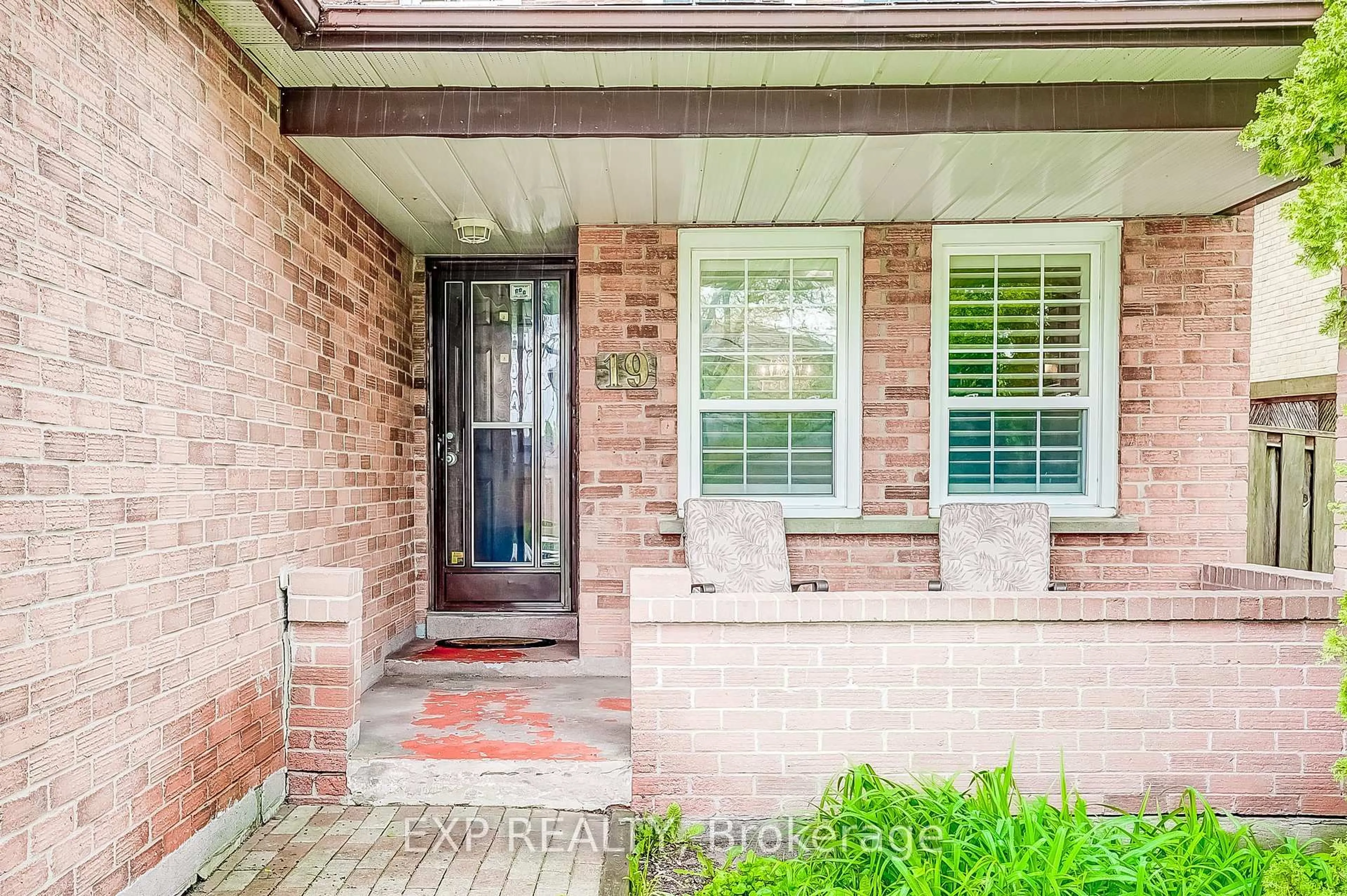 Home with brick exterior material, street for 19 Blackburn Cres, Ajax Ontario L1S 5Z3