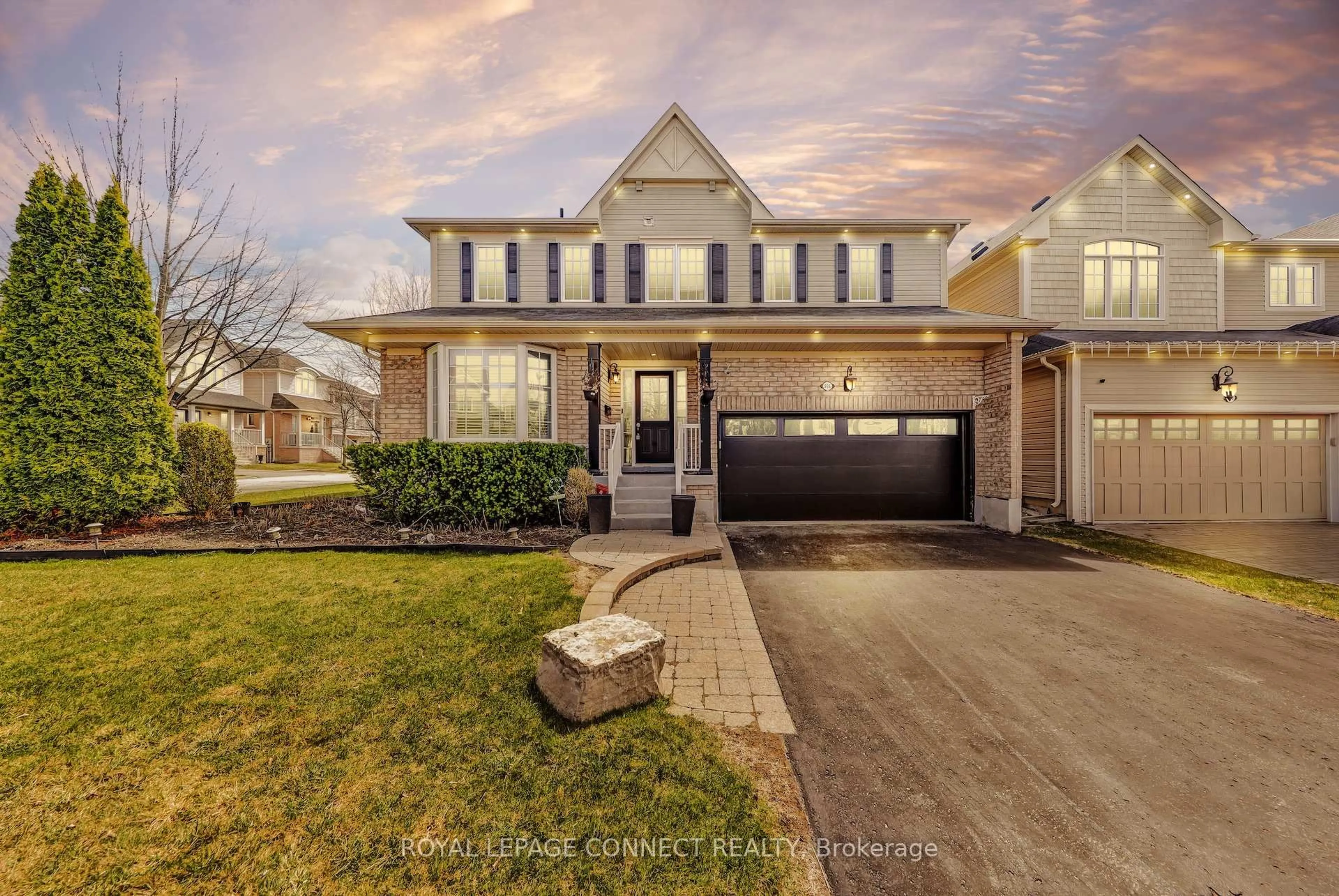Unknown for 936 Langford St, Oshawa Ontario L1K 0A4