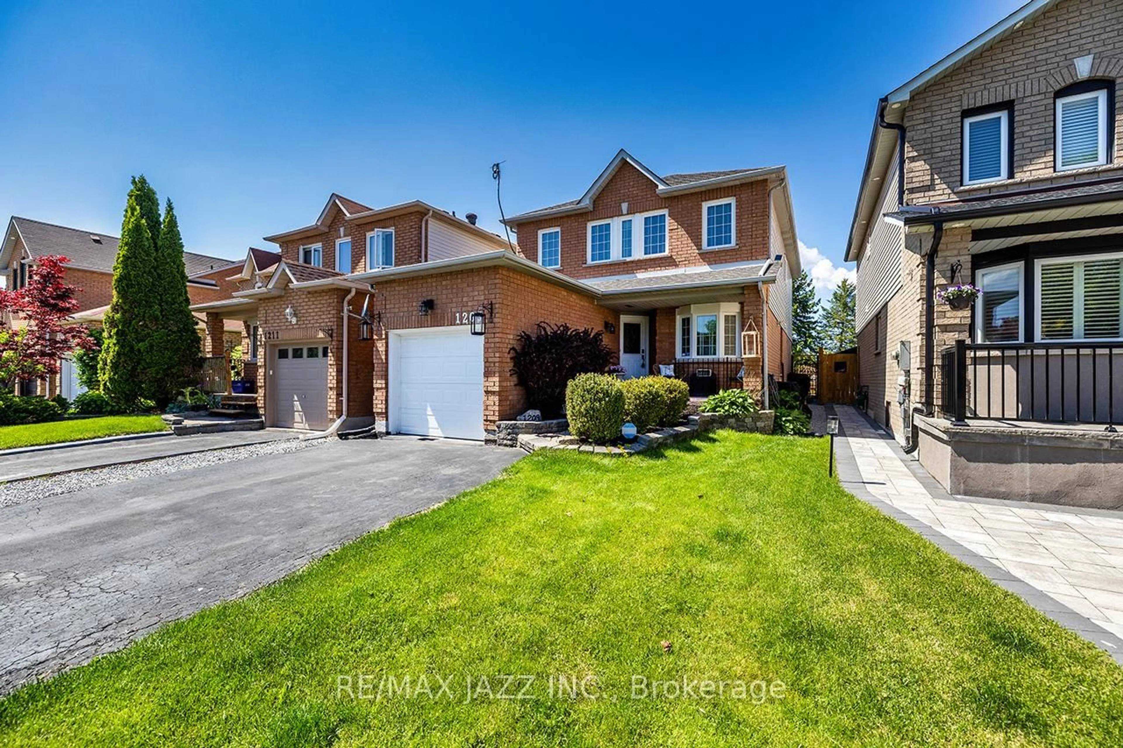 Home with brick exterior material, street for 1209 Beaver Valley Cres, Oshawa Ontario L1J 8N1