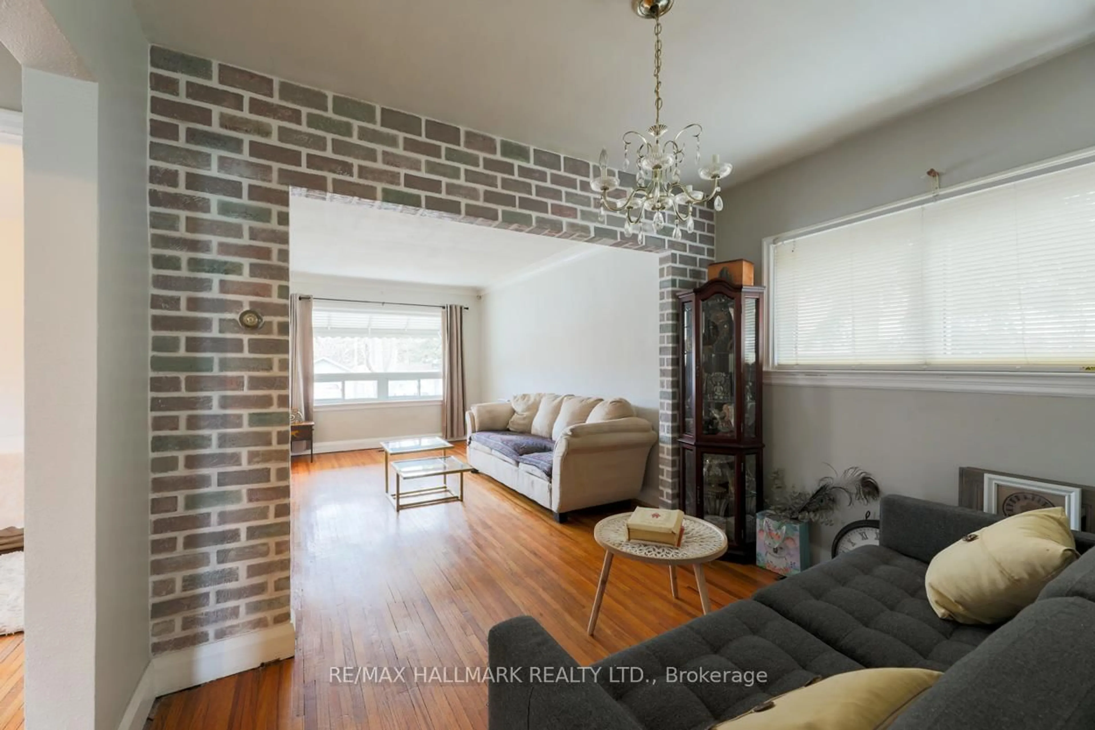 Living room with furniture, unknown for 24 Phenix Dr, Toronto Ontario M1N 3H9