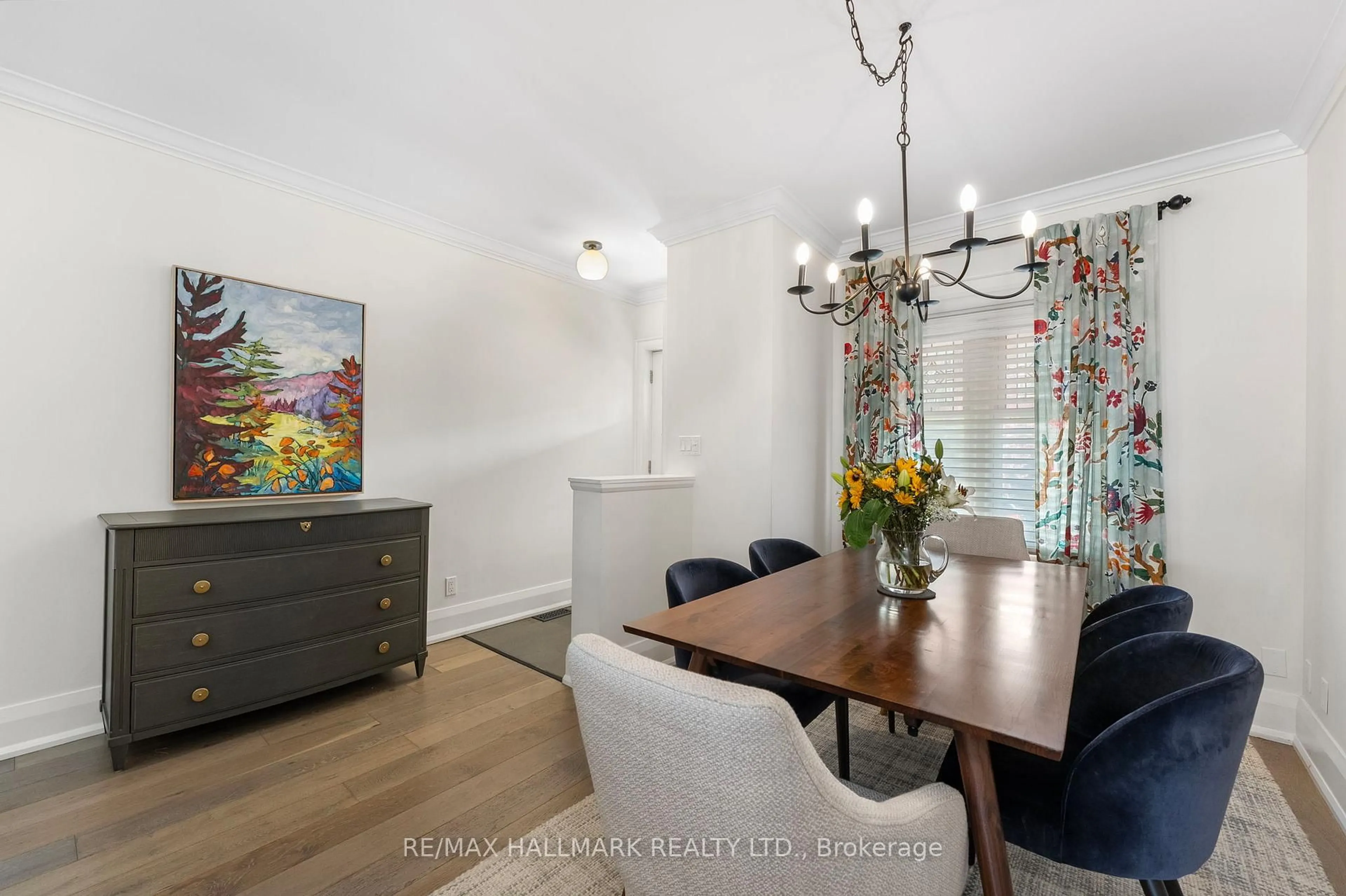 Dining room, wood/laminate floor for 20 Pickering St, Toronto Ontario M4E 3J6