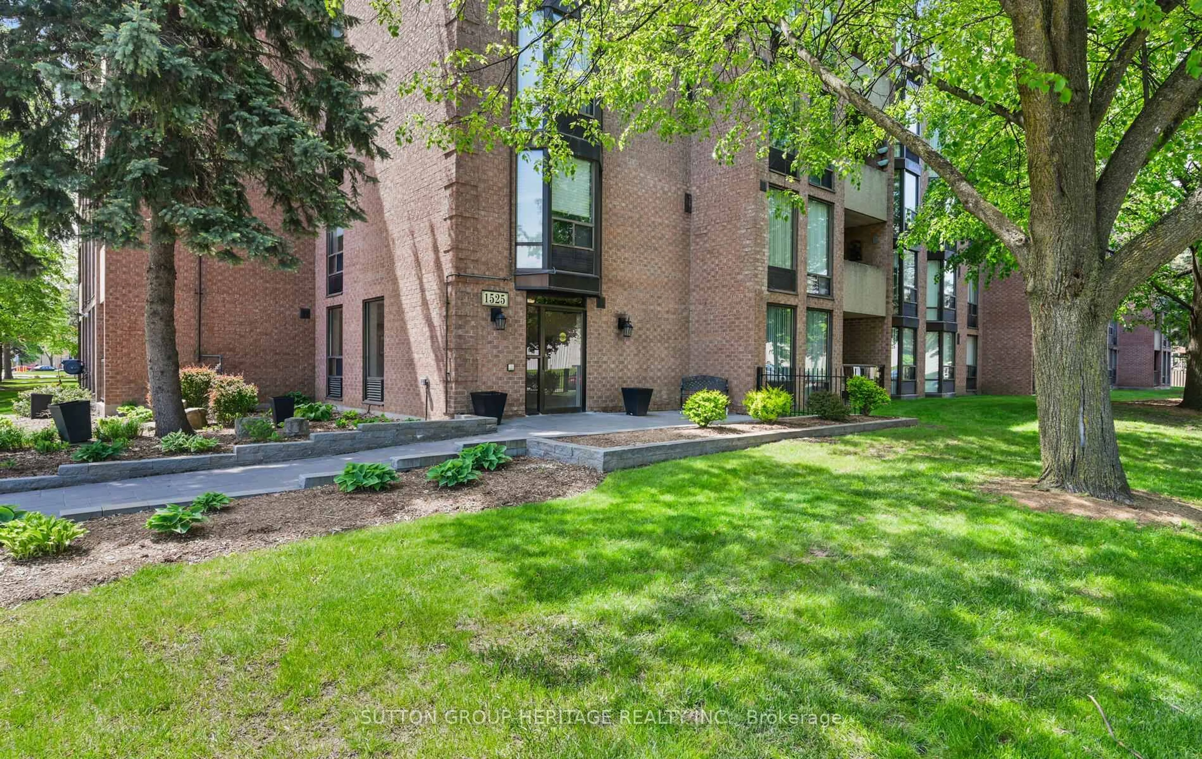 Patio, unknown for 1525 Diefenbaker Crt #508, Pickering Ontario L1V 3W1