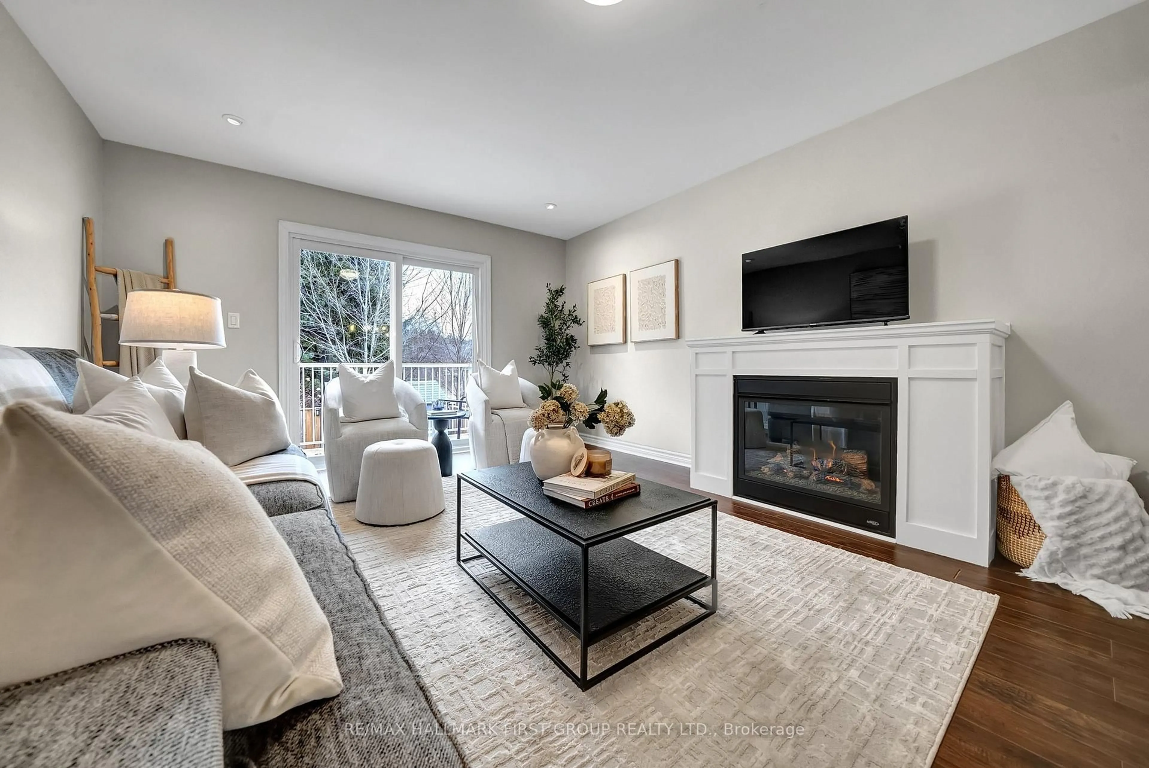 Living room with furniture, unknown for 53 Hartsfield Dr, Clarington Ontario L1E 1L8