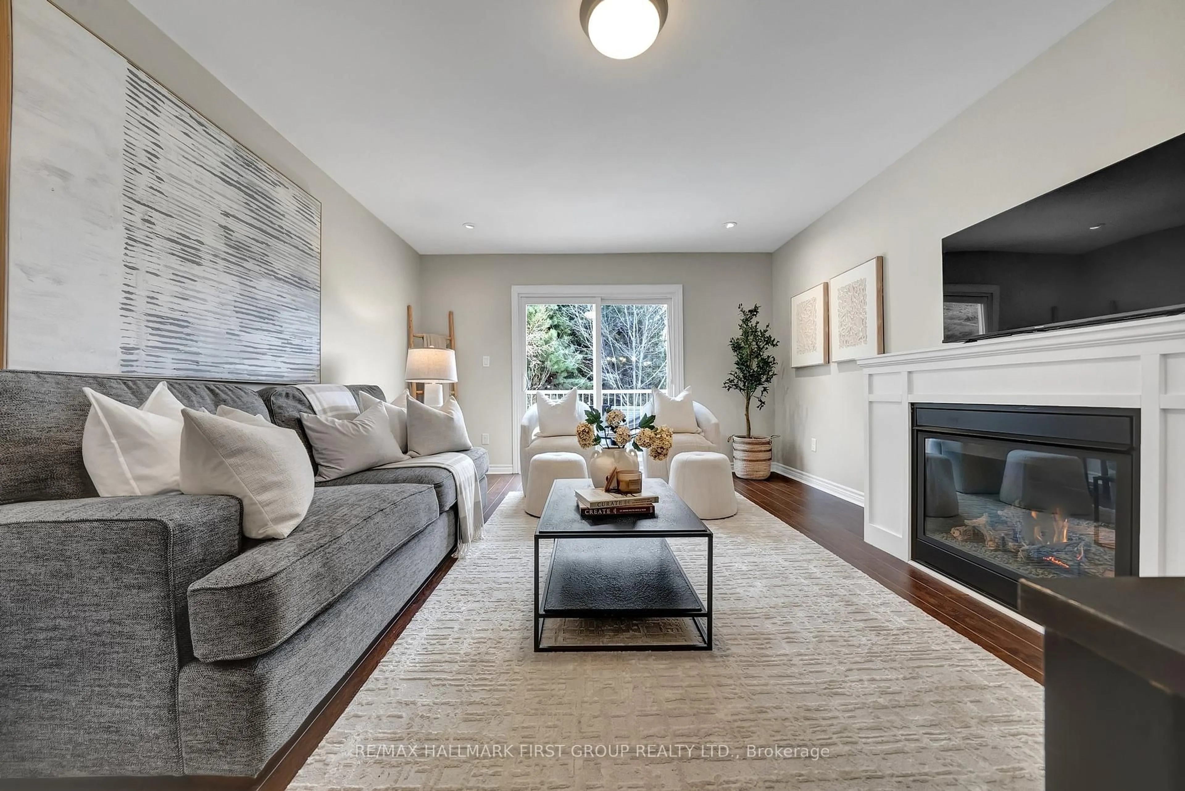 Living room with furniture, unknown for 53 Hartsfield Dr, Clarington Ontario L1E 1L8