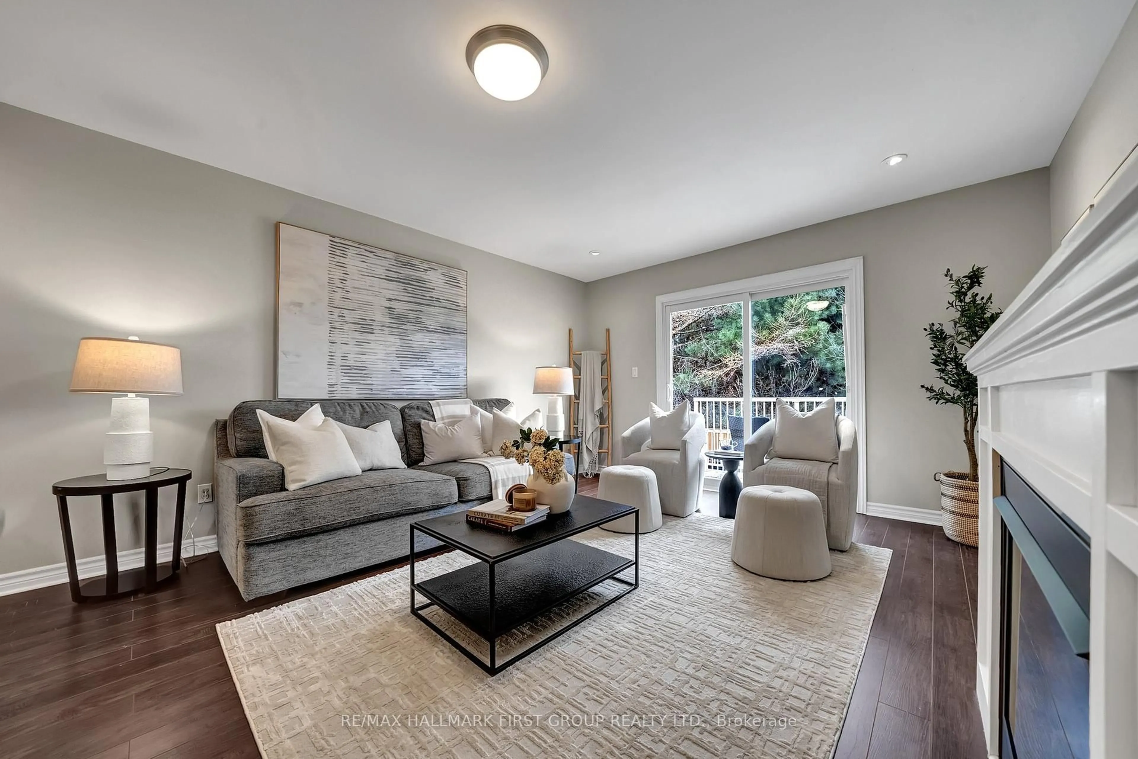Living room with furniture, unknown for 53 Hartsfield Dr, Clarington Ontario L1E 1L8