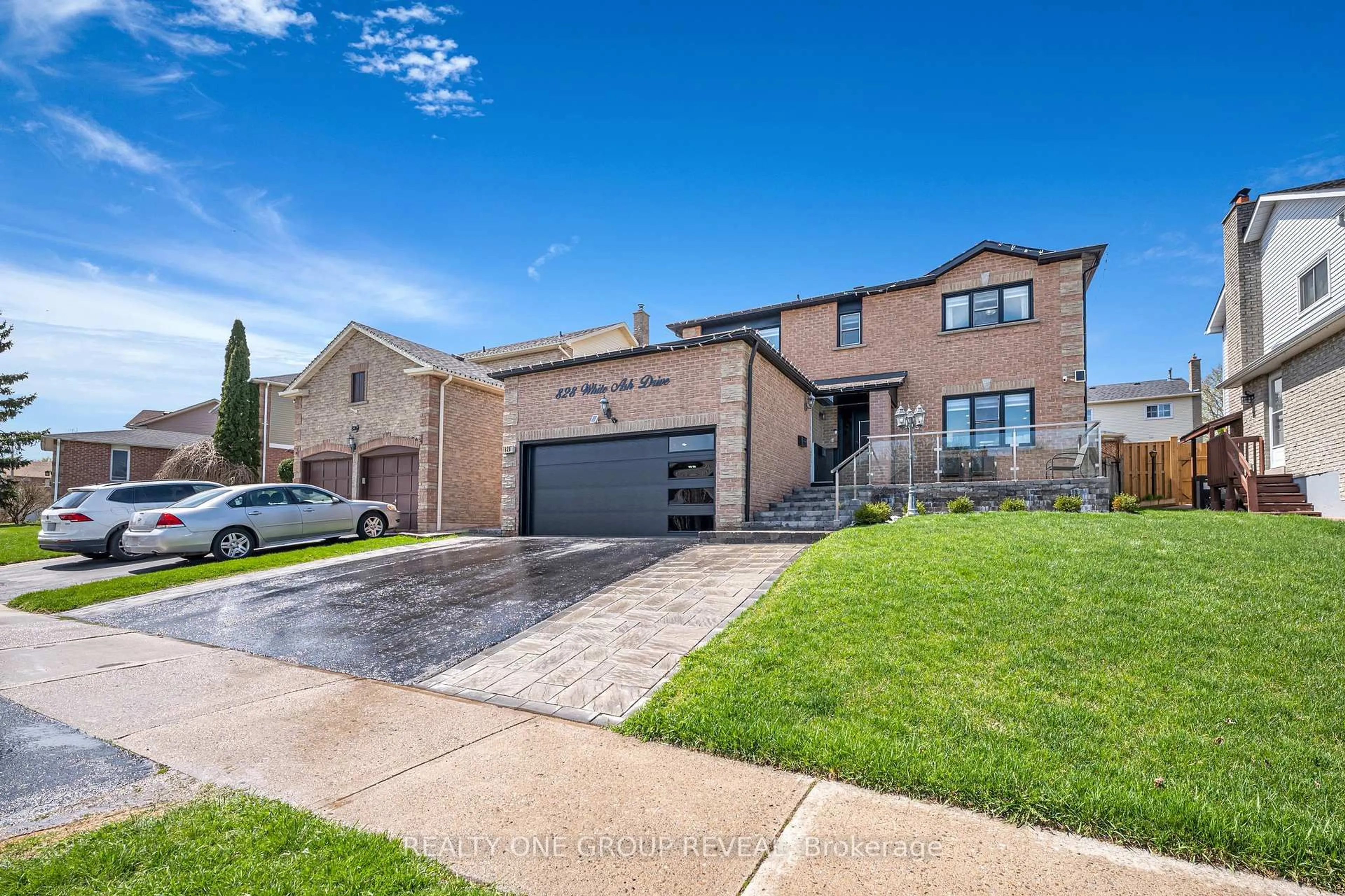Home with brick exterior material, street for 828 White Ash Dr, Whitby Ontario L1N 6V6