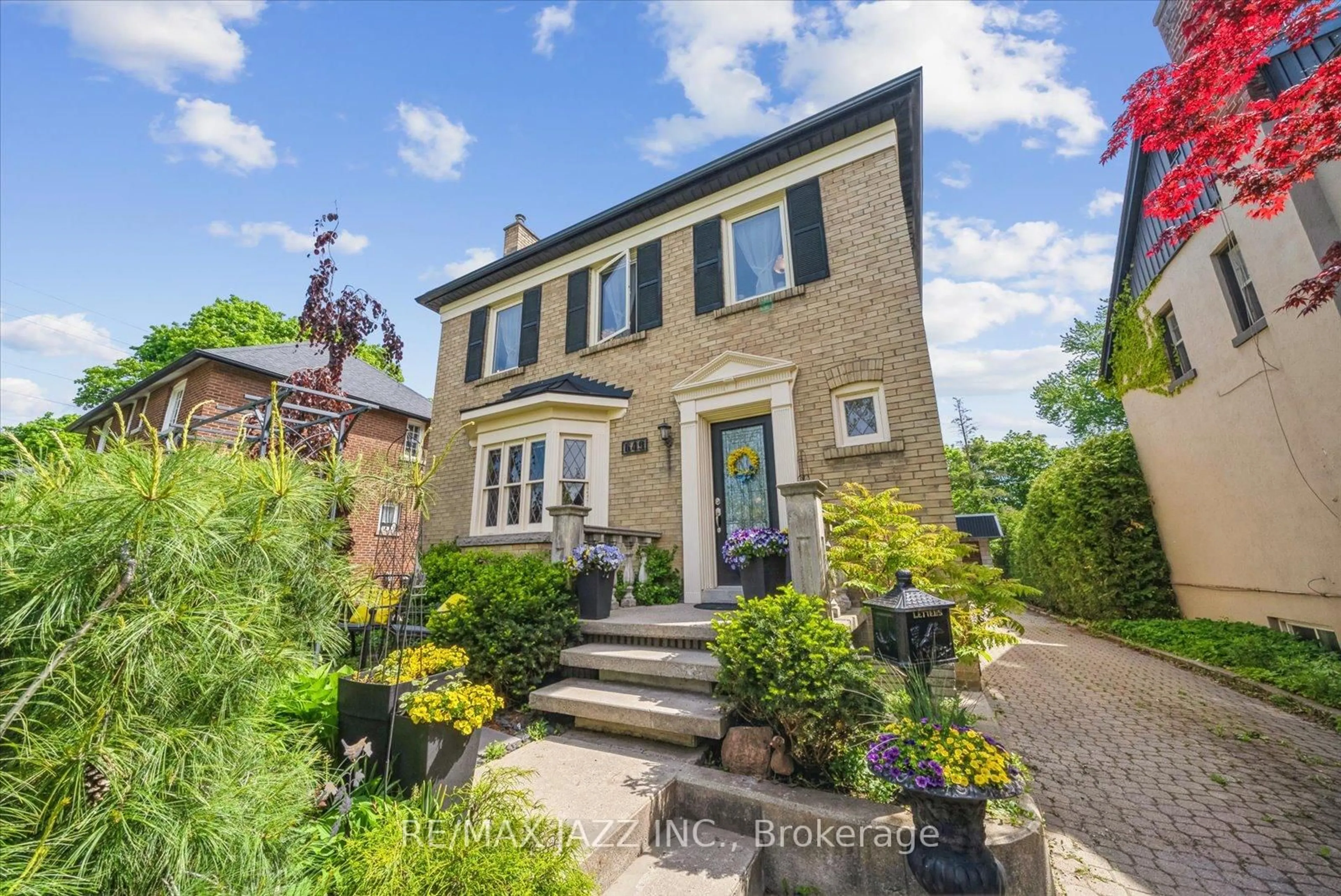 Home with brick exterior material, street for 649 Masson St, Oshawa Ontario L1G 5A4