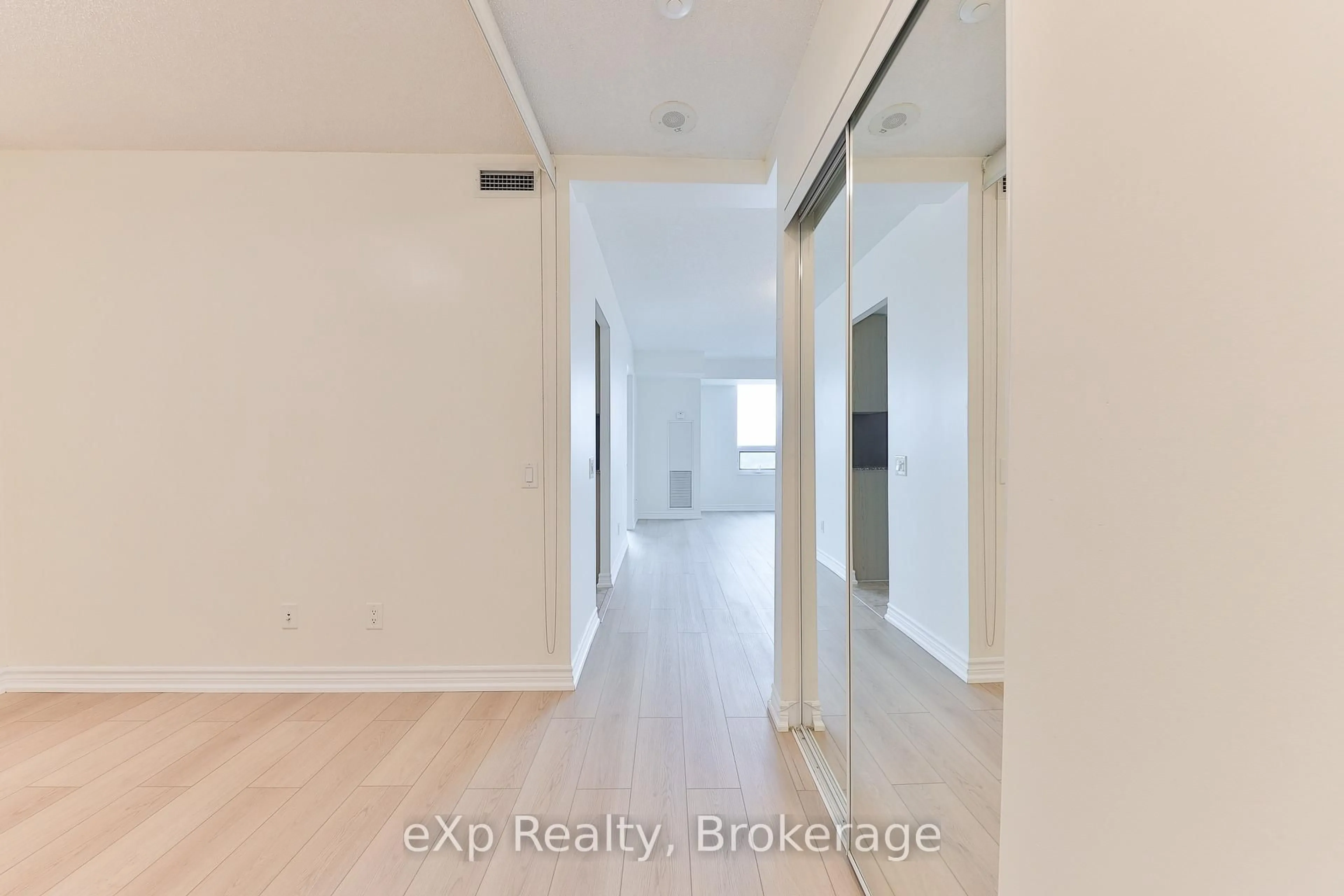 A pic of a room for 83 Borough Dr #815, Toronto Ontario M1P 5E4