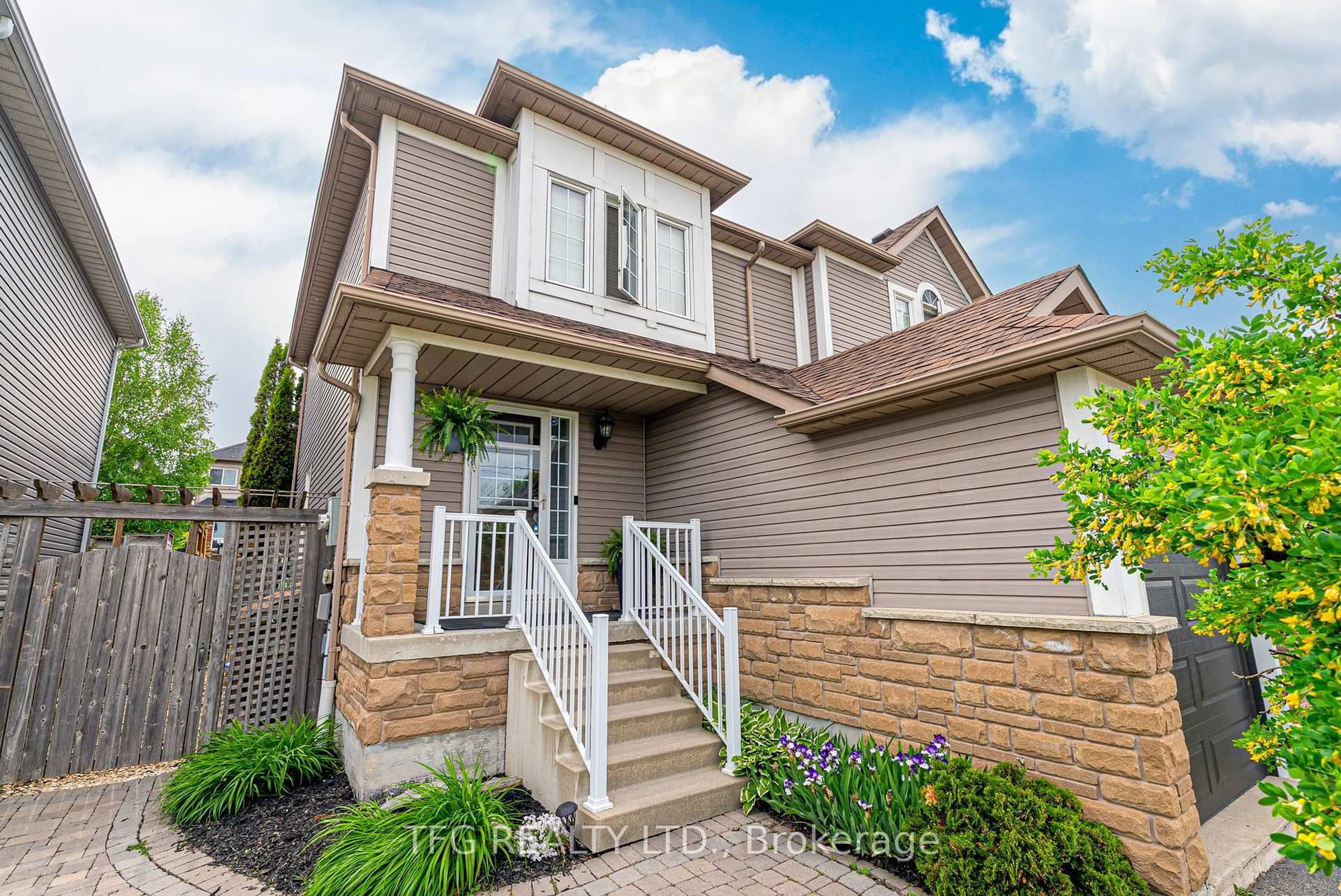 Home with brick exterior material, street for 1632 Green Rd, Clarington Ontario L1C 5K7