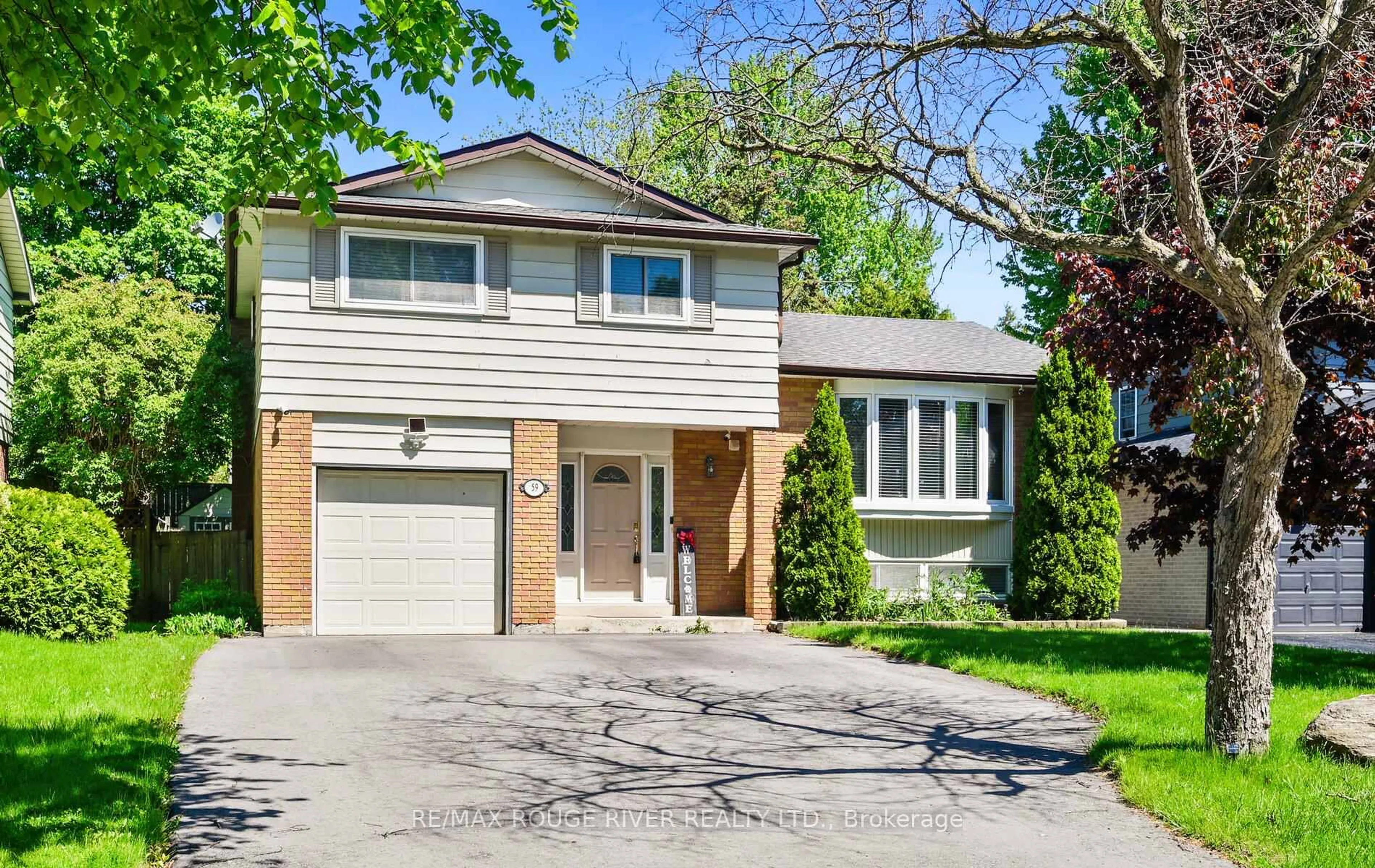 Unknown for 59 Calais St, Whitby Ontario L1N 5M3