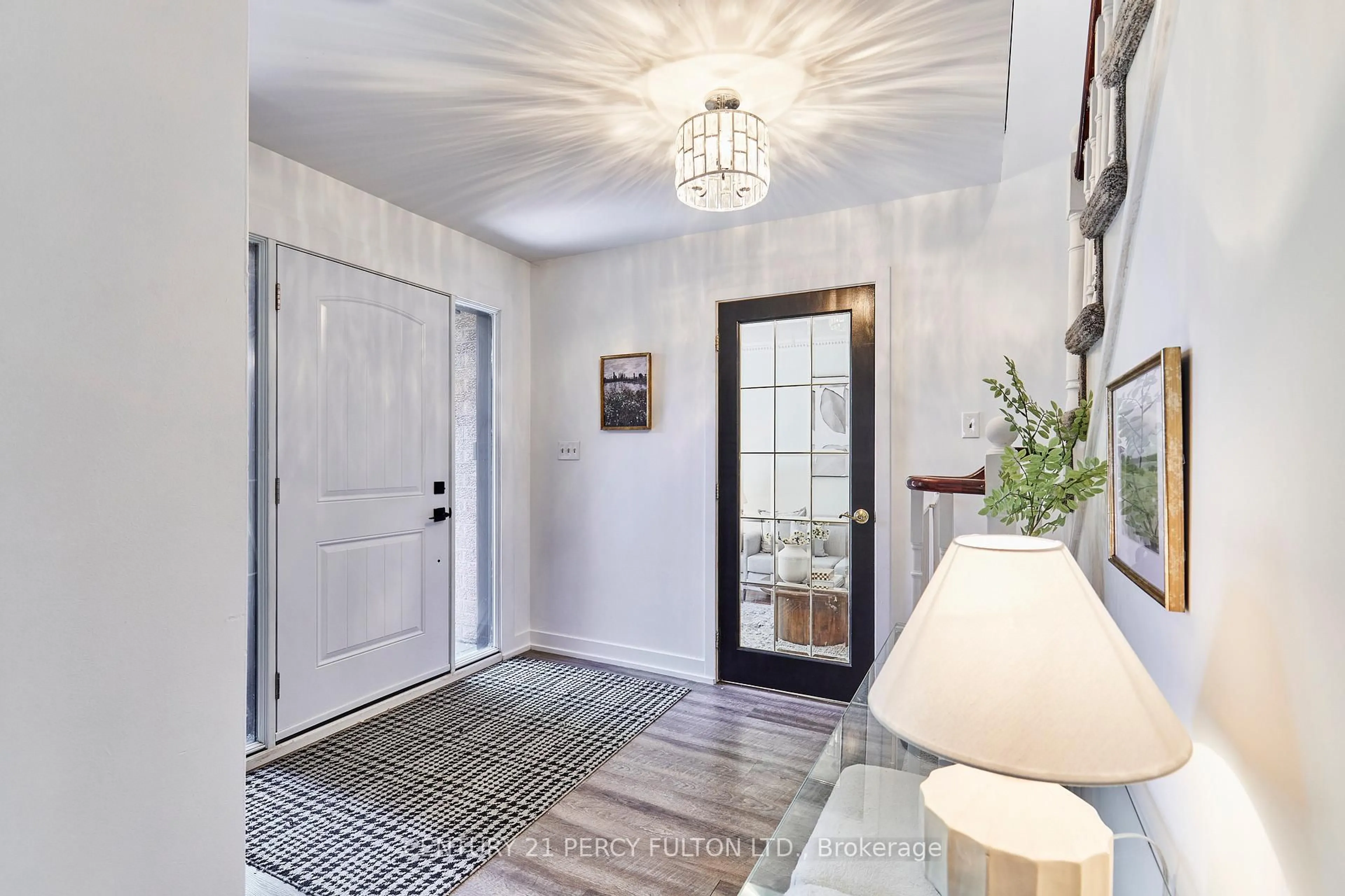 Indoor entryway for 21 Robert Adams Dr, Clarington Ontario L1E 1V8