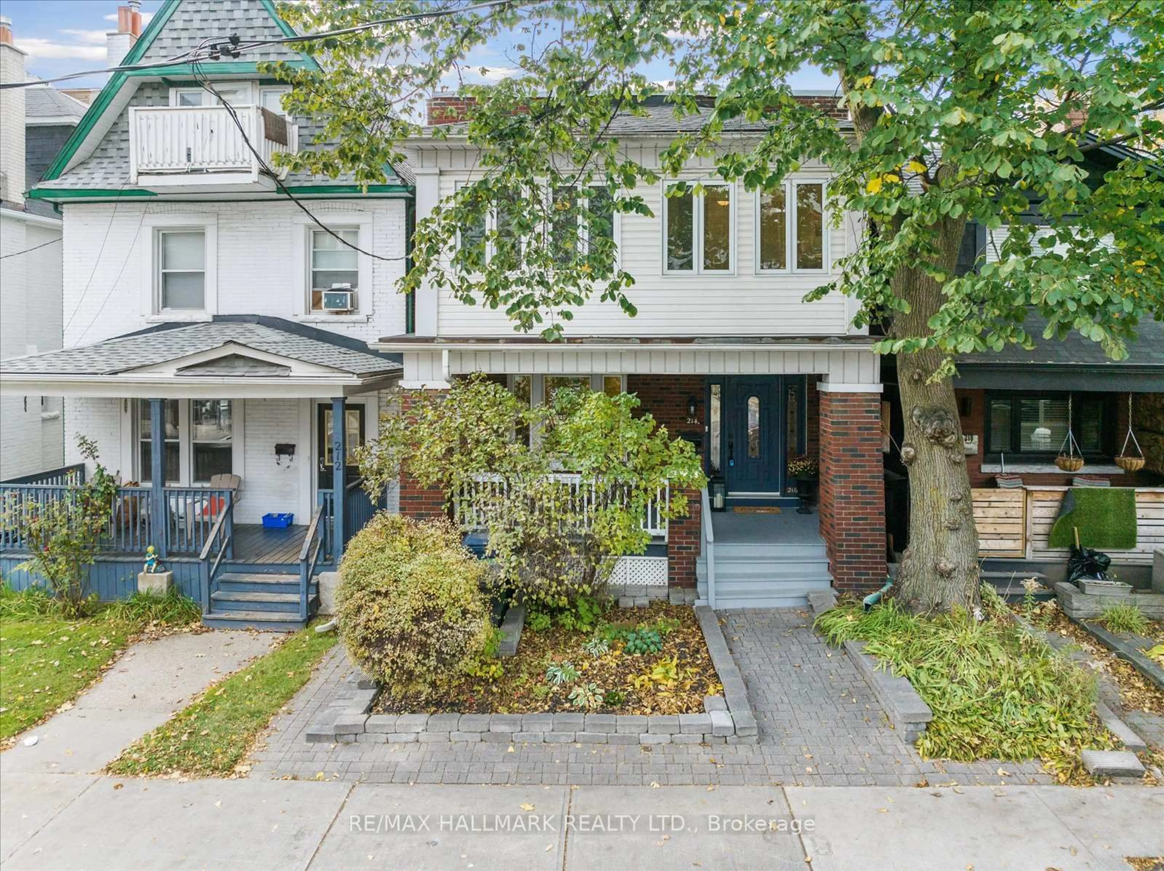Unknown for 214 Woodbine Ave, Toronto Ontario M4L 3P2