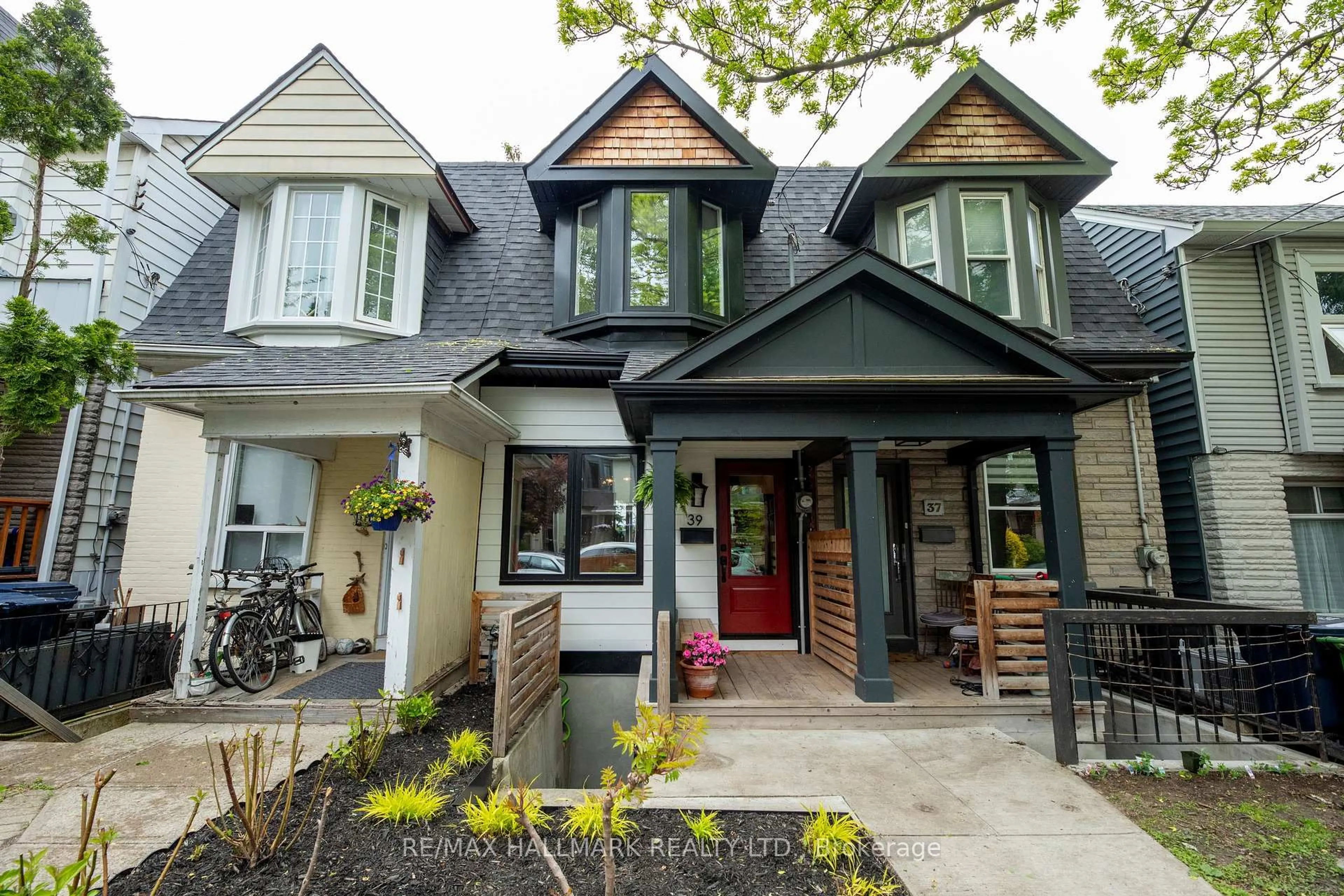 Home with brick exterior material, street for 39 Seymour Ave, Toronto Ontario M4J 3T3