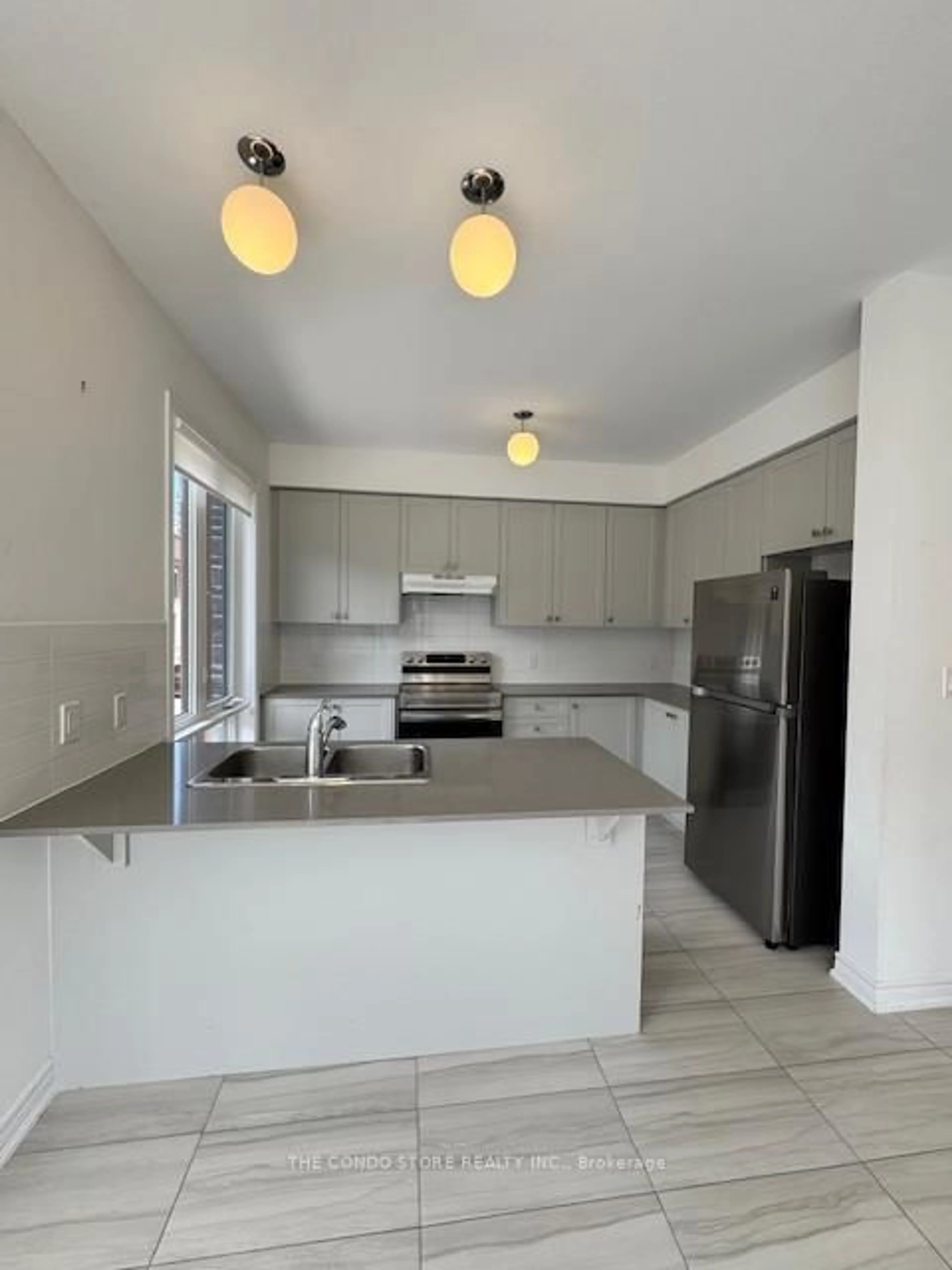 Open concept kitchen, unknown for 1 Steamboat Way, Whitby Ontario L1N 0M6