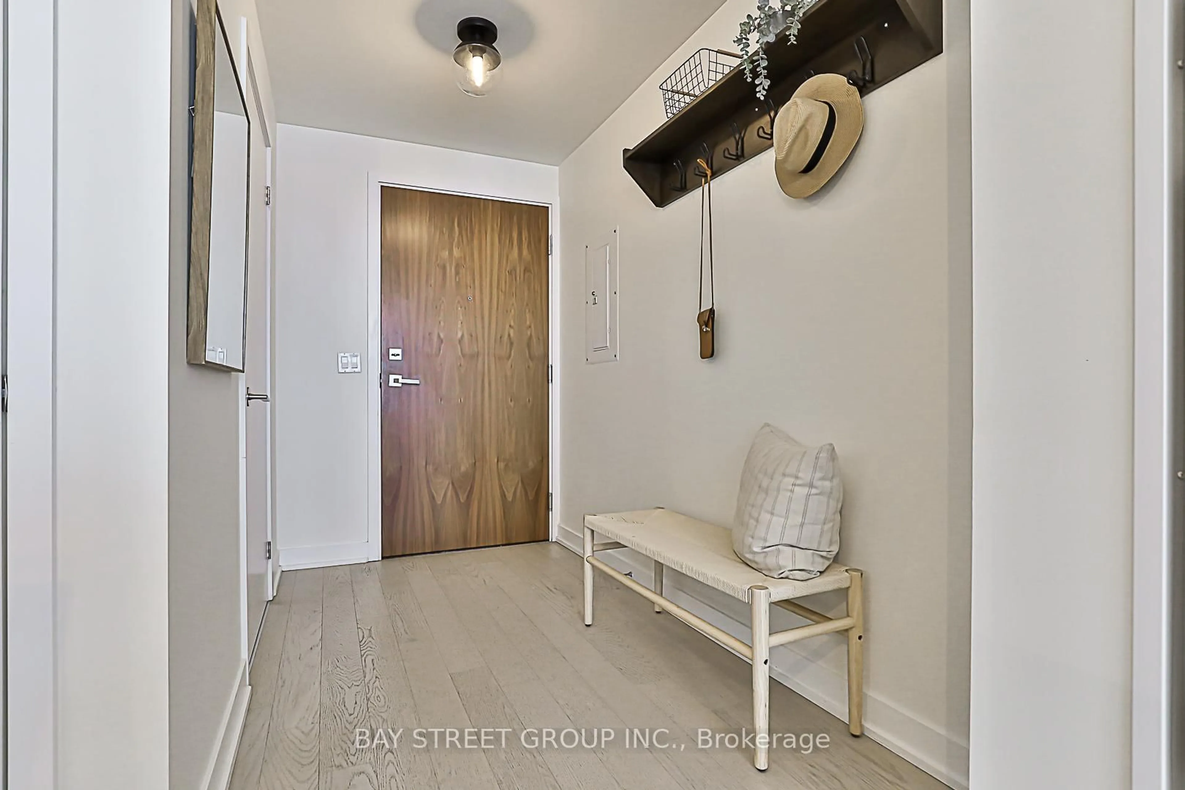 Indoor entryway for 15 Baseball Pl #1001, Toronto Ontario M4M 0E6