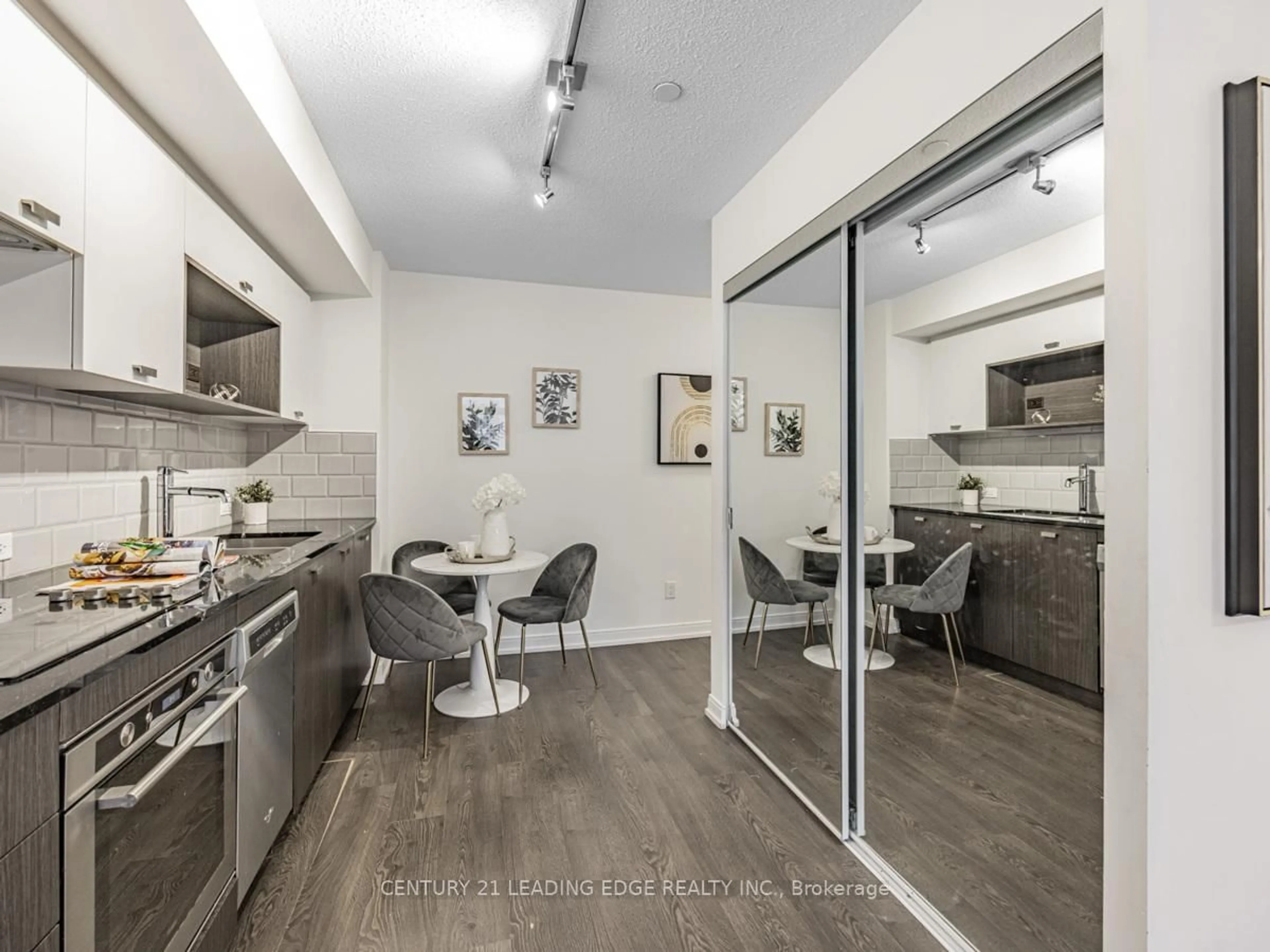 Unknown for 255 Village Green Sq #811, Toronto Ontario M1S 0L7