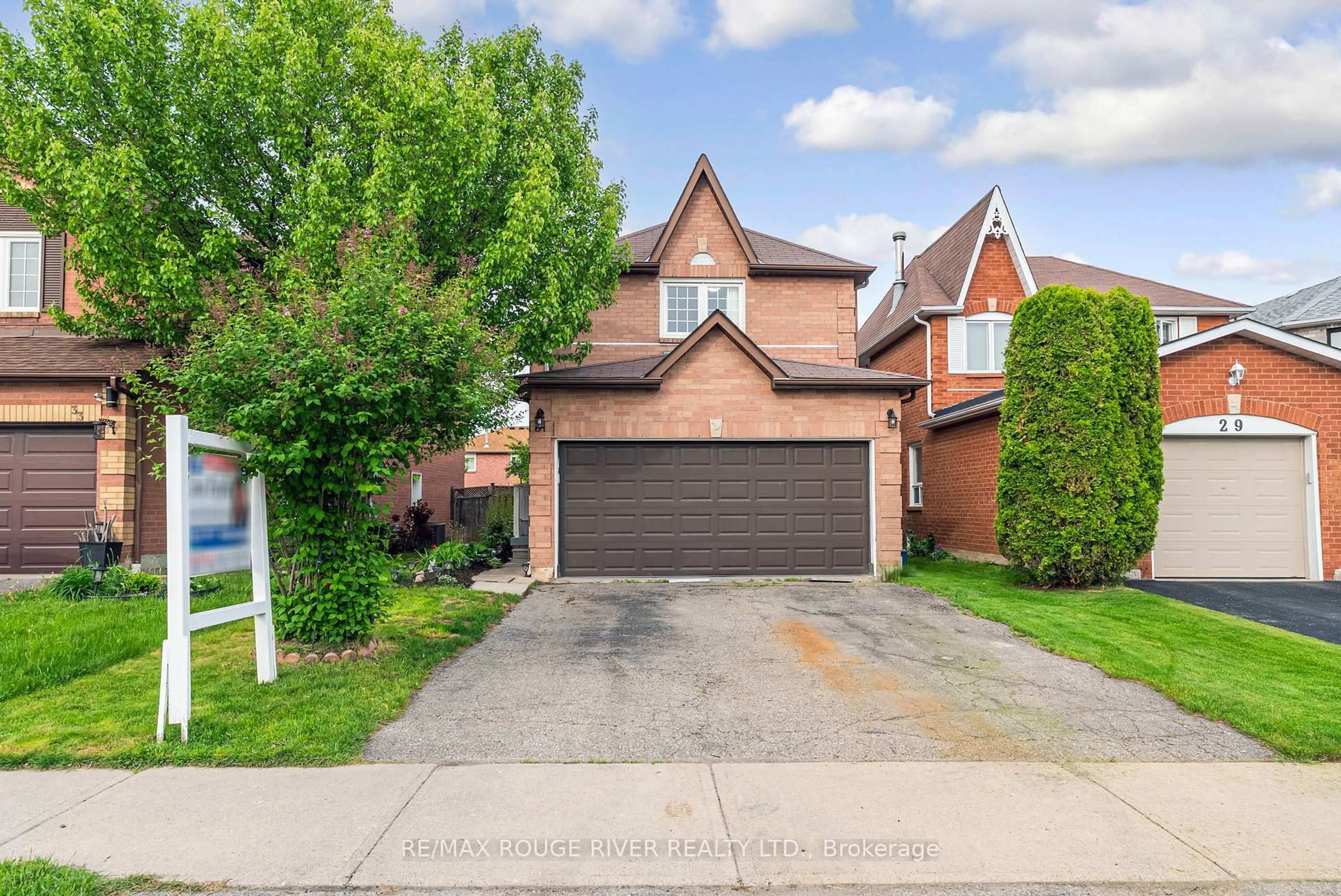 Home with brick exterior material, street for 31 Sharp Cres, Ajax Ontario L1T 3R1
