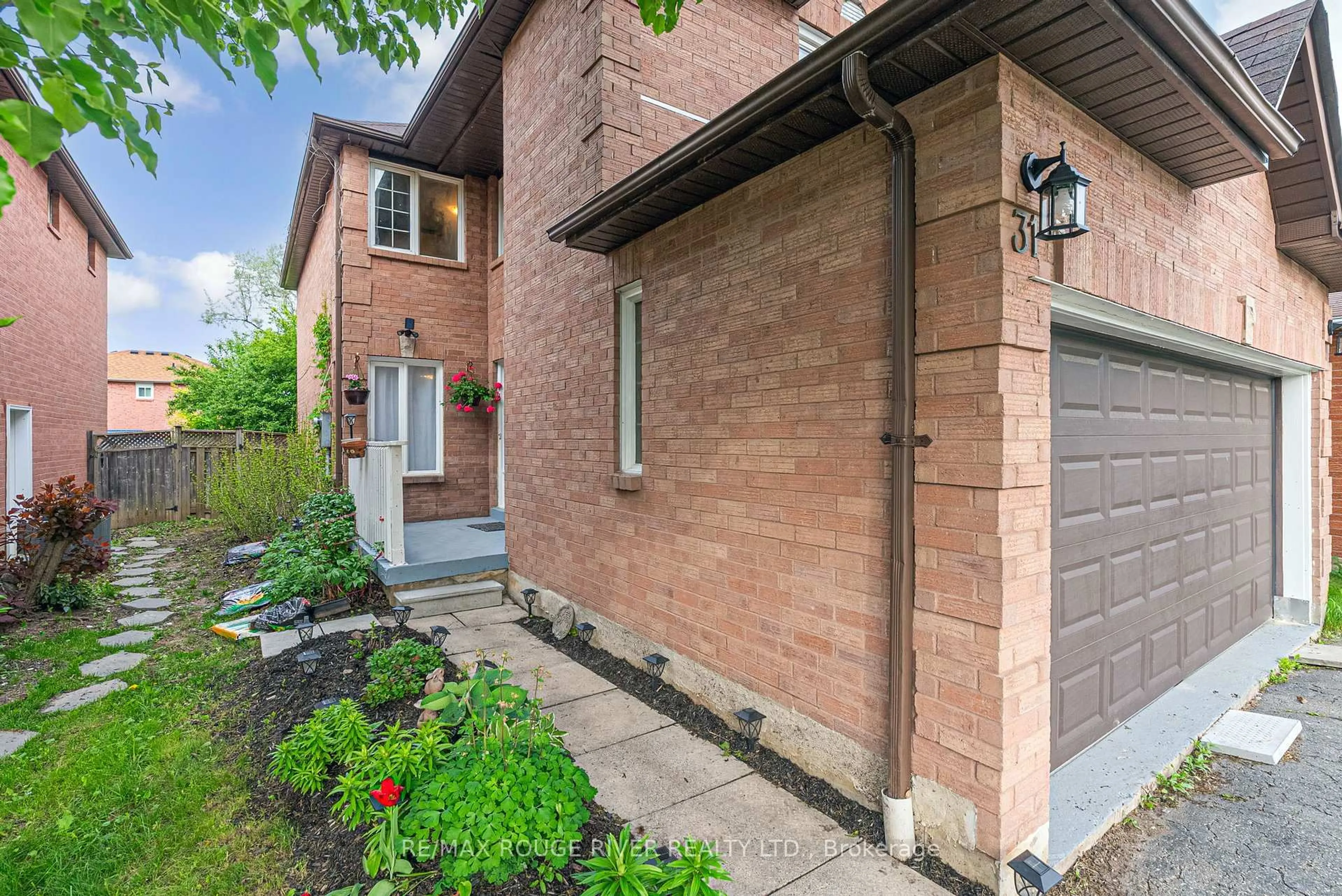 Home with brick exterior material, street for 31 Sharp Cres, Ajax Ontario L1T 3R1