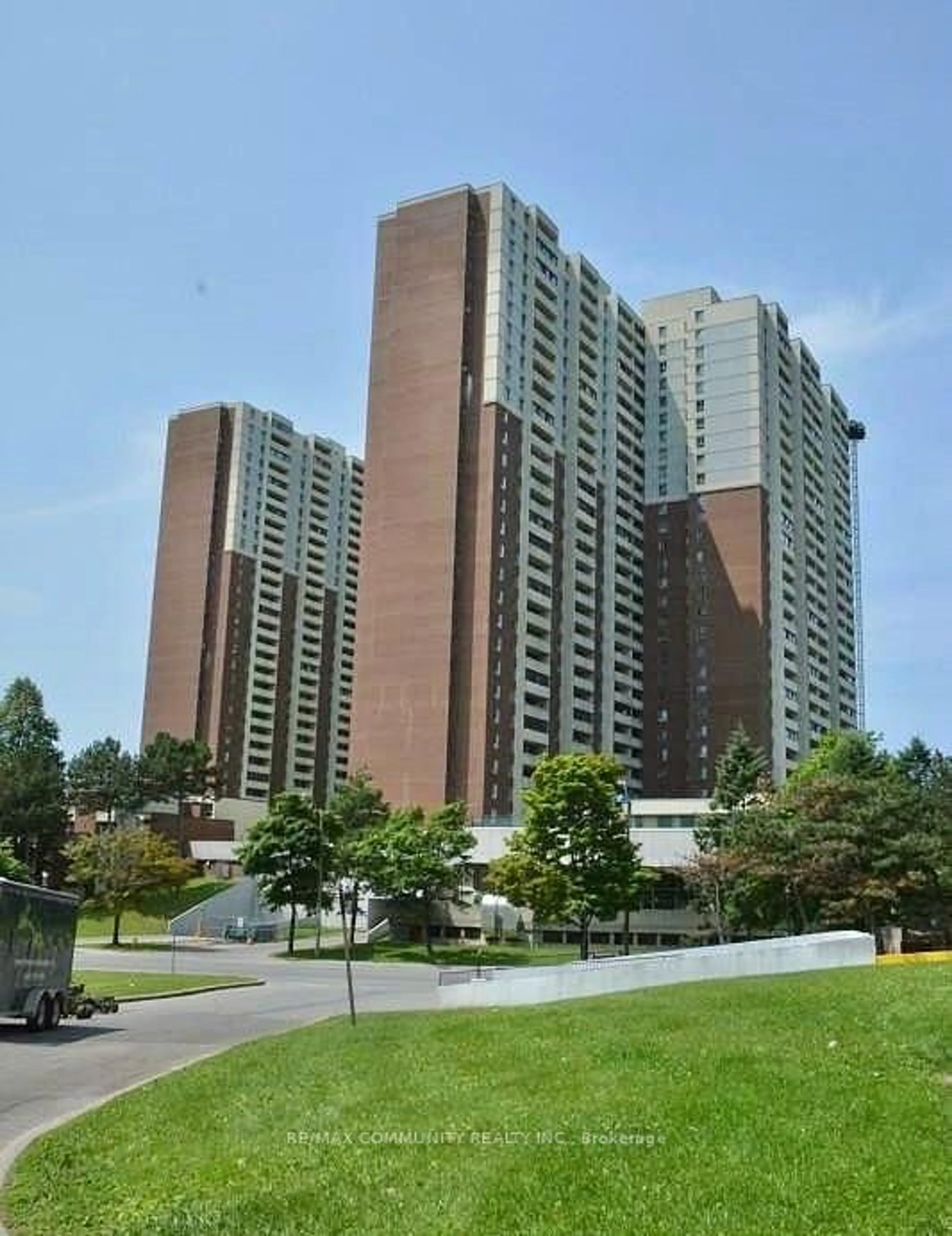 Unknown for 5 Massey Sq #2614, Toronto Ontario M4C 5L6