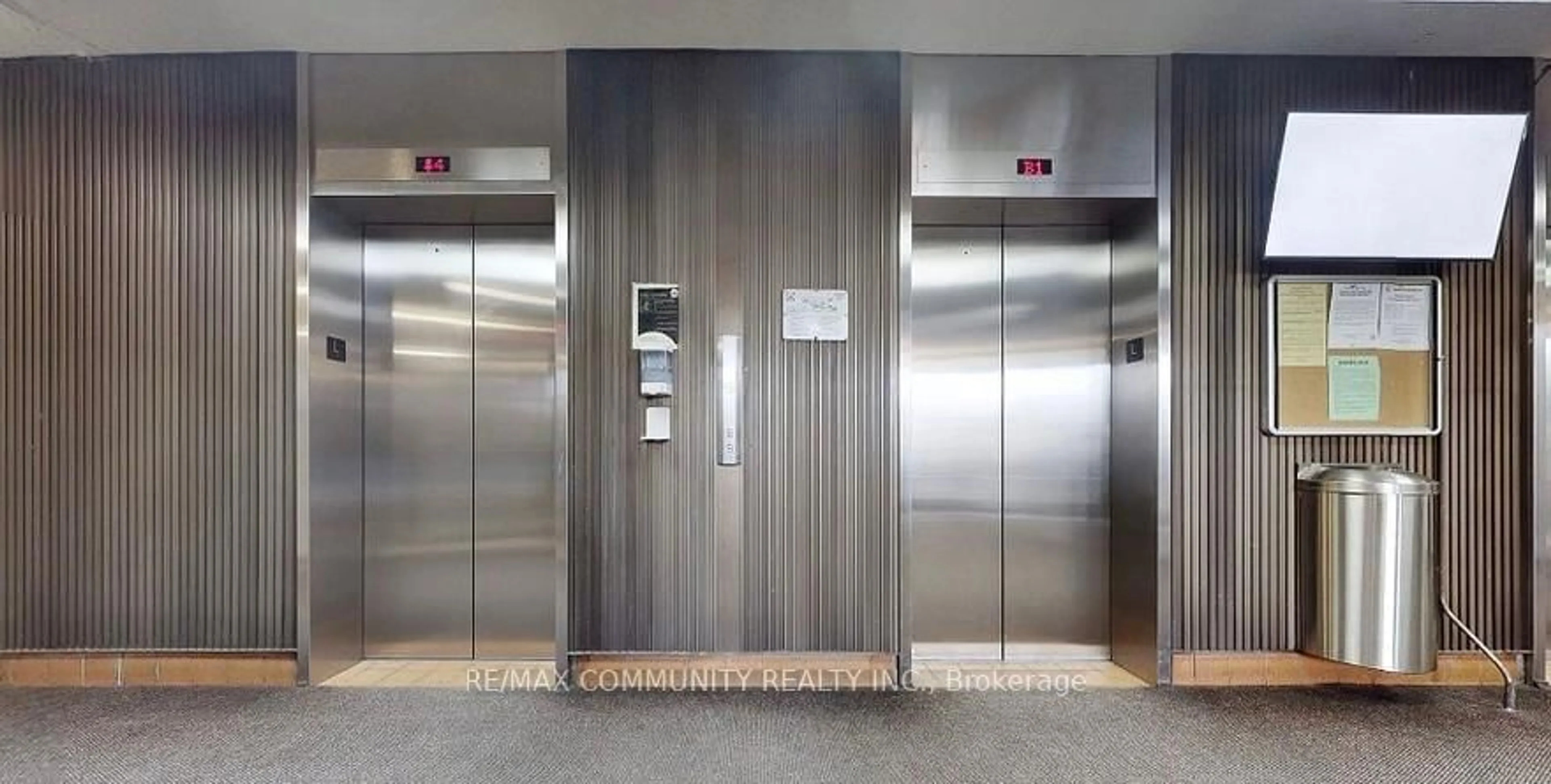 Indoor foyer for 5 Massey Sq #2614, Toronto Ontario M4C 5L6