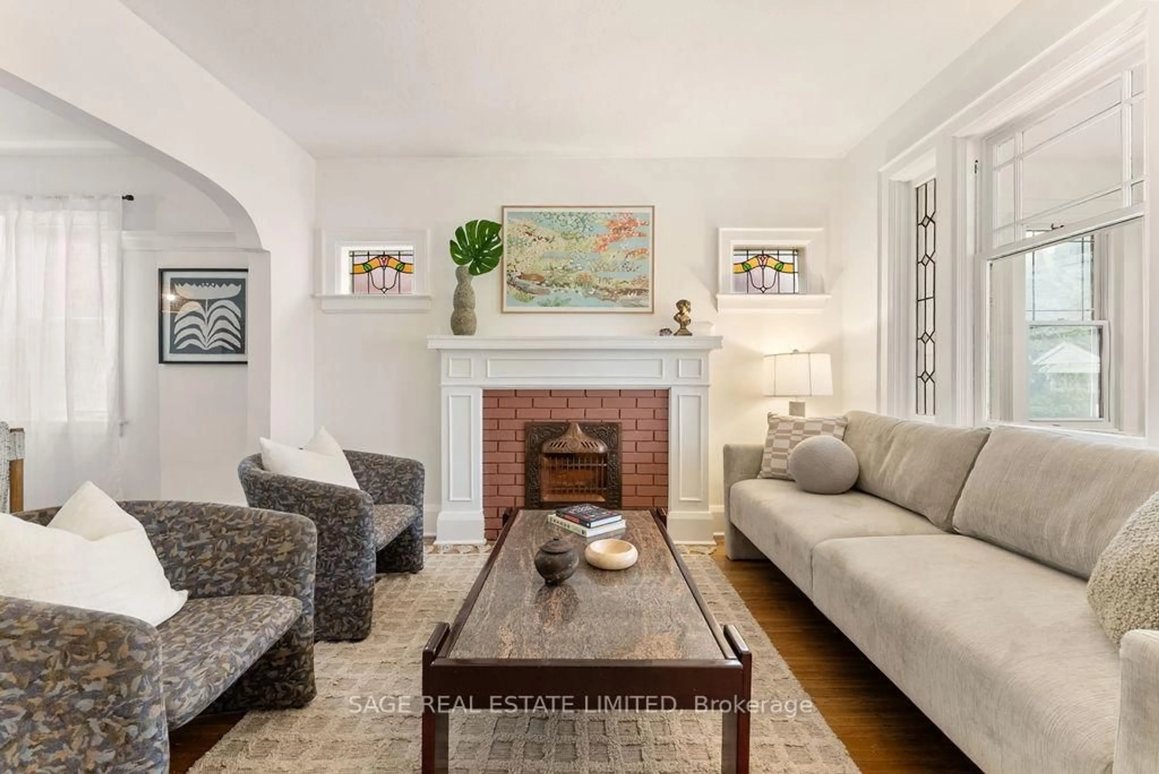 Living room with furniture, unknown for 32 Greenwood Ave, Toronto Ontario M4L 2P4