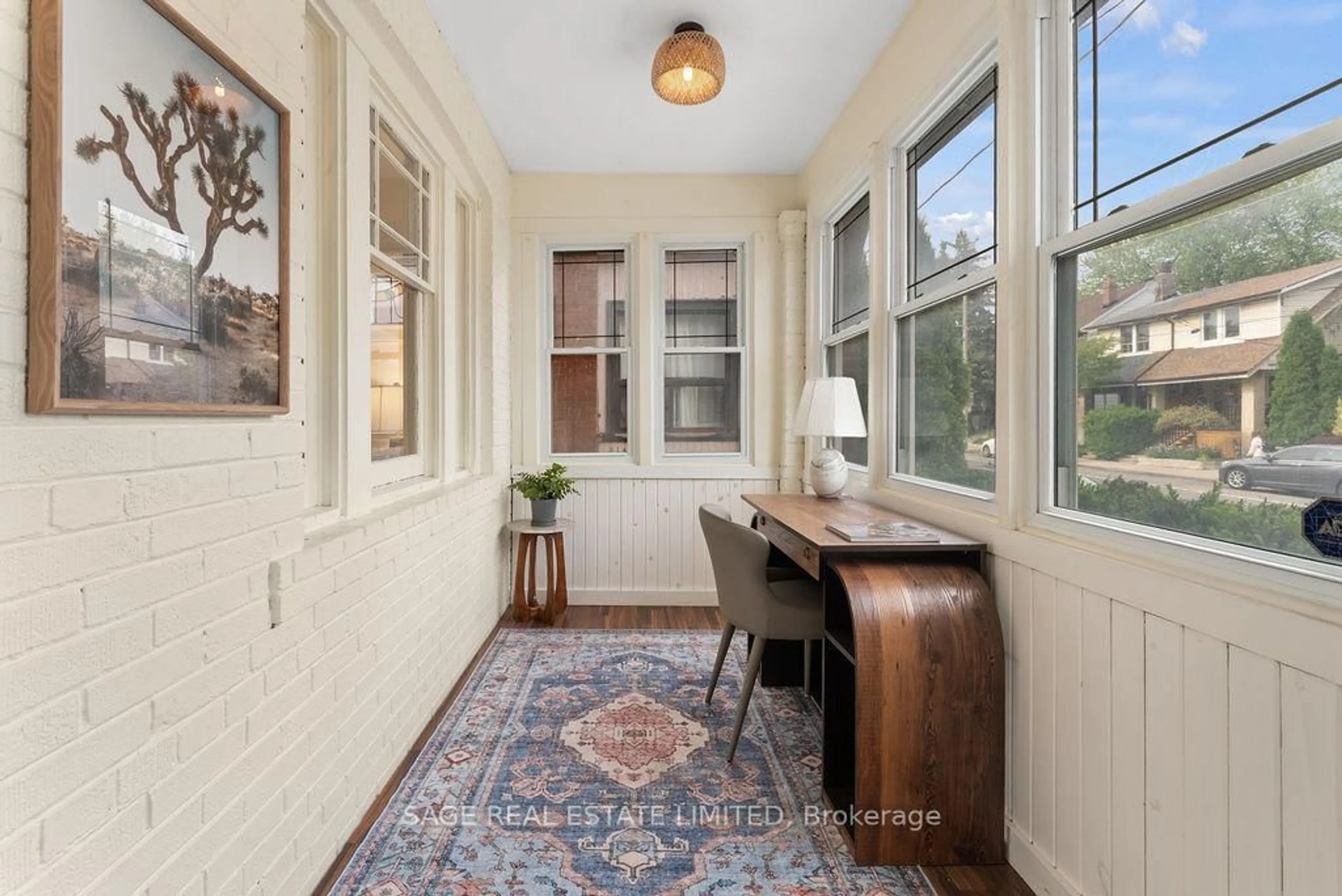 Indoor entryway for 32 Greenwood Ave, Toronto Ontario M4L 2P4