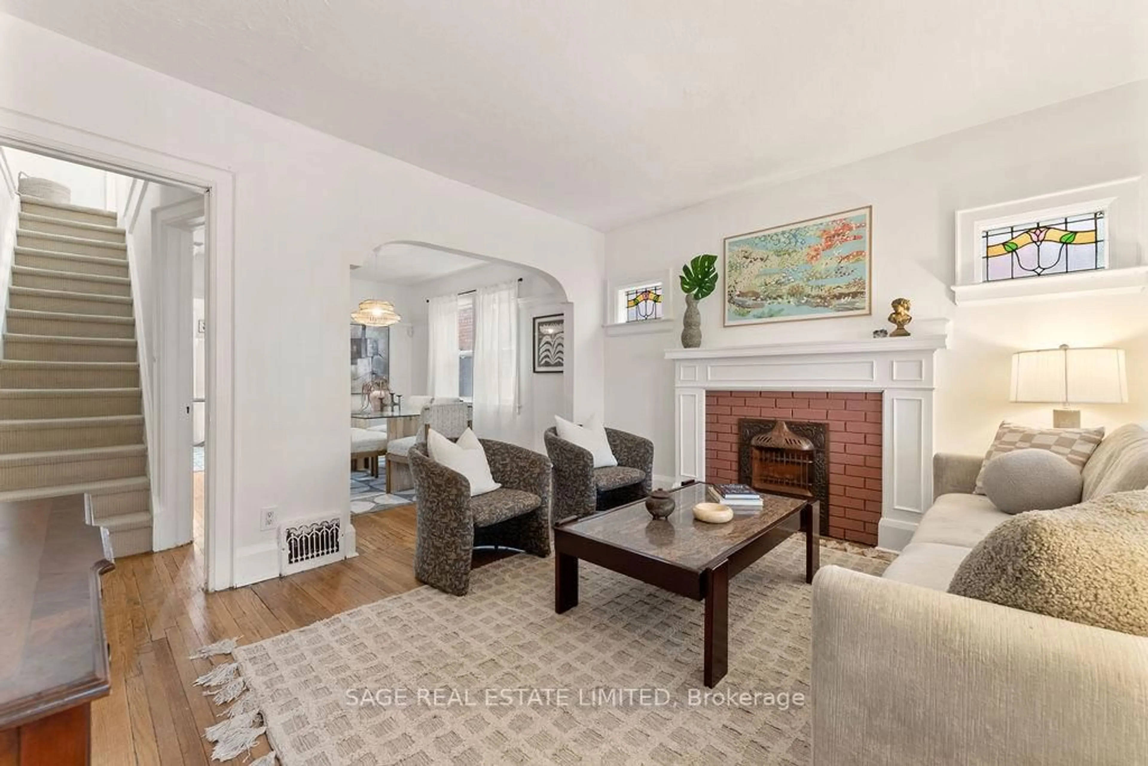 Living room with furniture, unknown for 32 Greenwood Ave, Toronto Ontario M4L 2P4