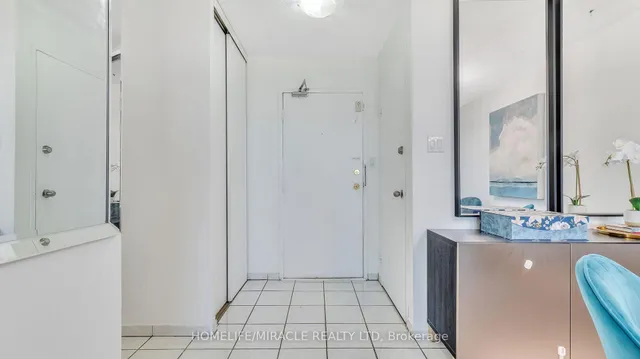 Additional property image - 100 Echo Pt Unit PH10