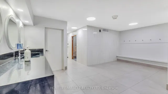 Additional property image - 100 Echo Pt Unit PH10