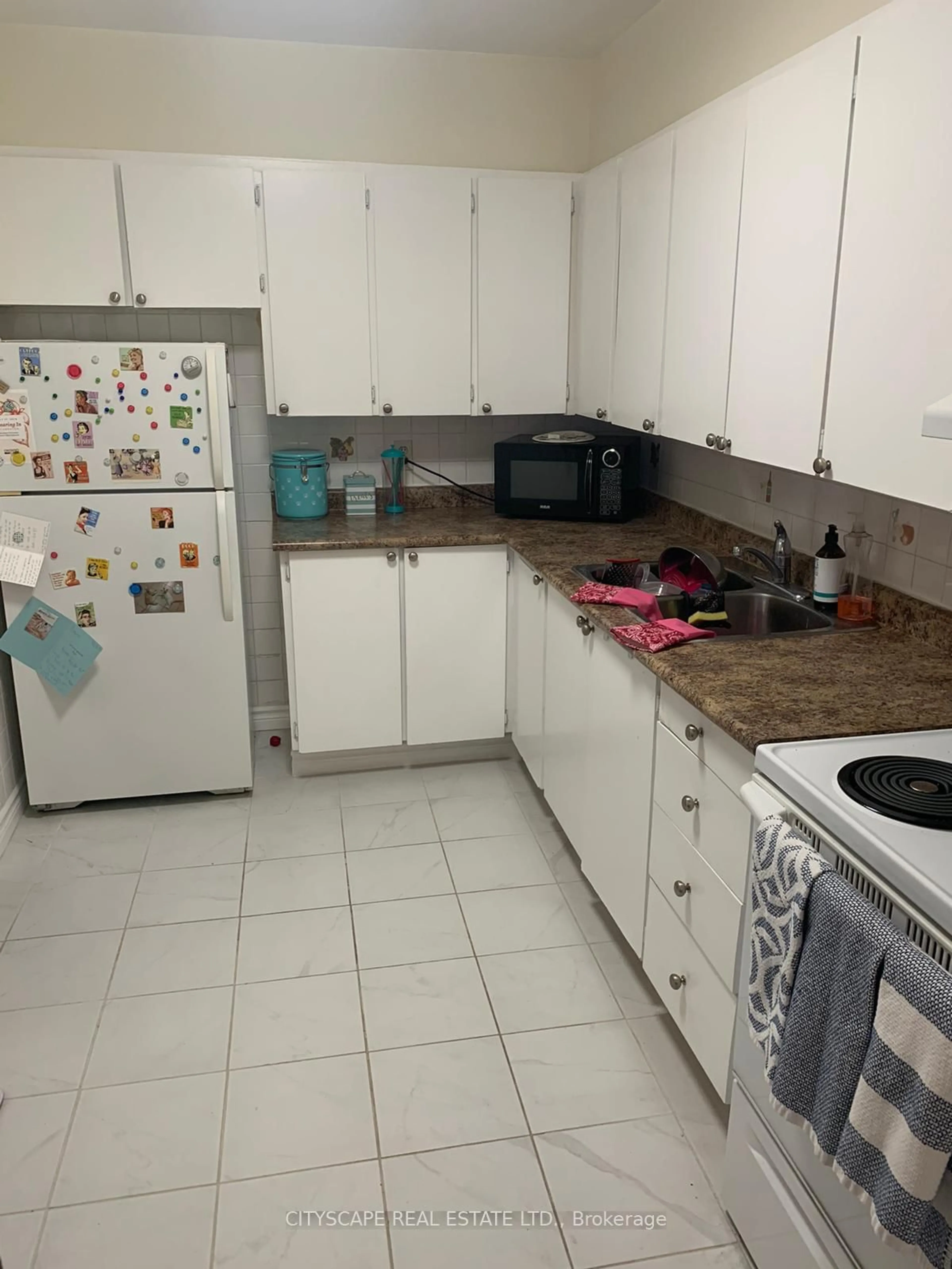 Standard kitchen, floor is not visible for 2550 Pharmacy Ave #706, Toronto Ontario M1W 1H9