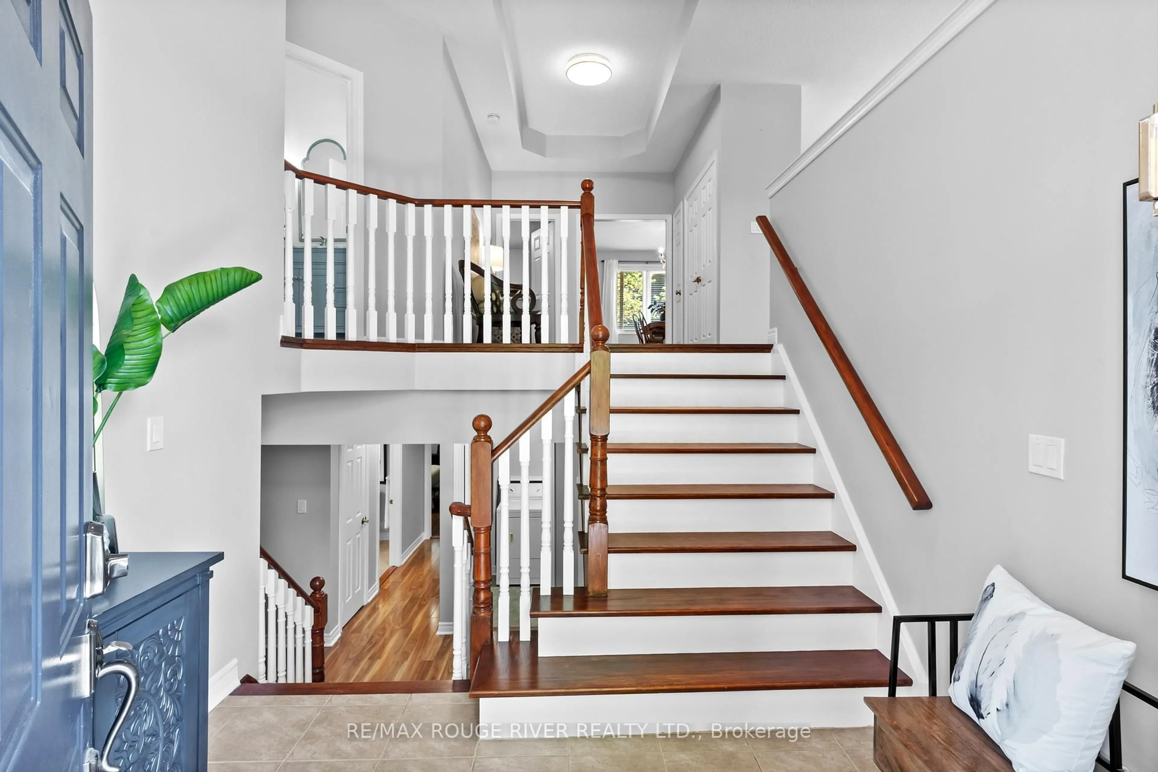 Stairs for 11 maple edge Lane, Whitby Ontario L1R 2M9