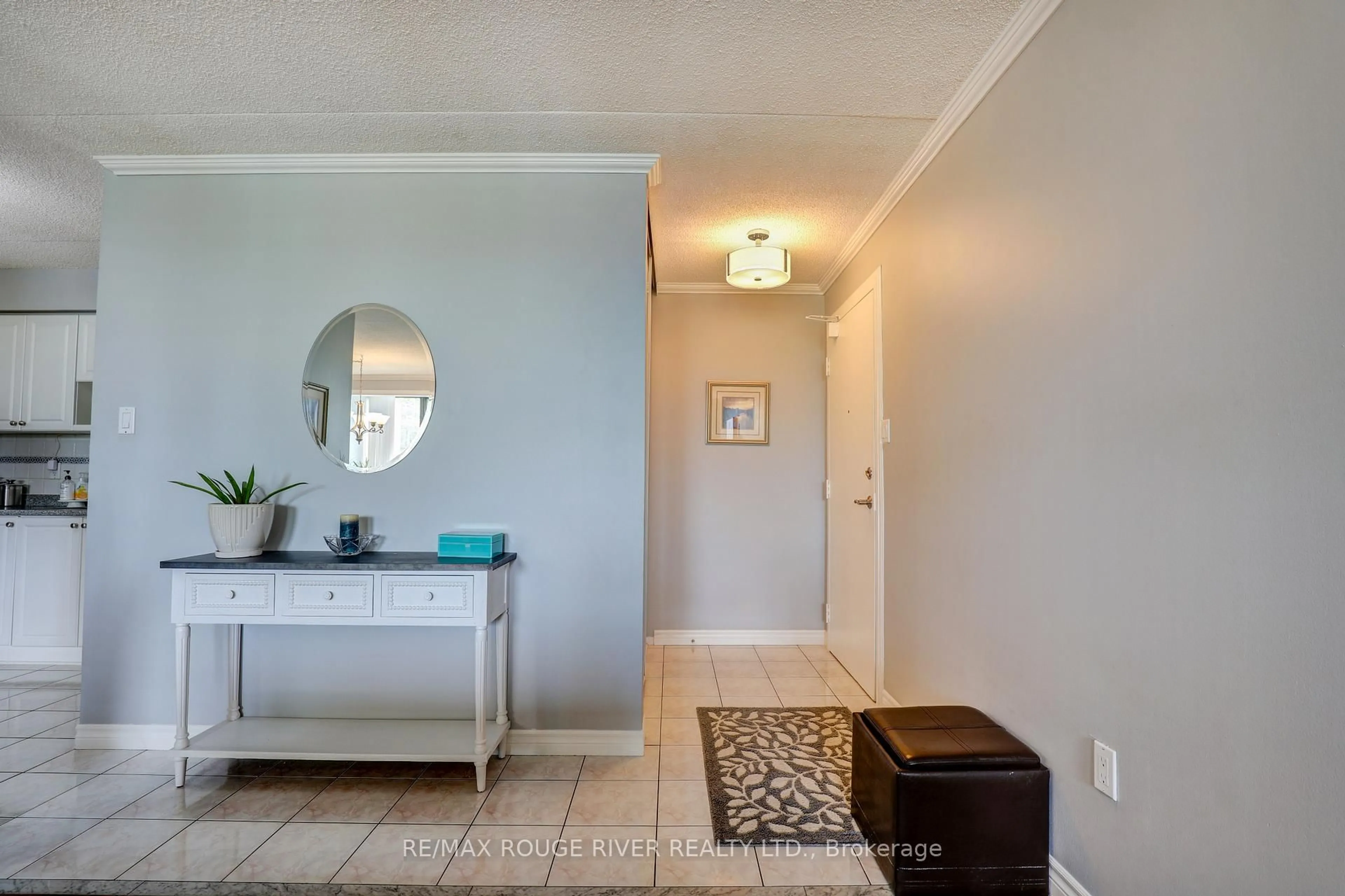 Indoor entryway for 1540 Pickering Pkwy #311, Pickering Ontario L1V 3V9
